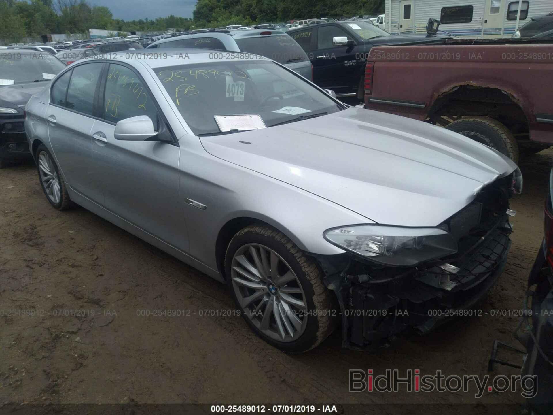 Фотография WBAFR9C58BC599322 - BMW 550 2011