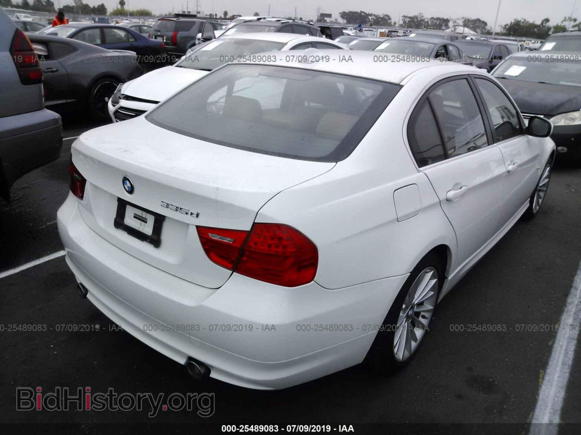 2010 BMW 335 - VIN: WBAPN7C57AA779292 - Фото 4