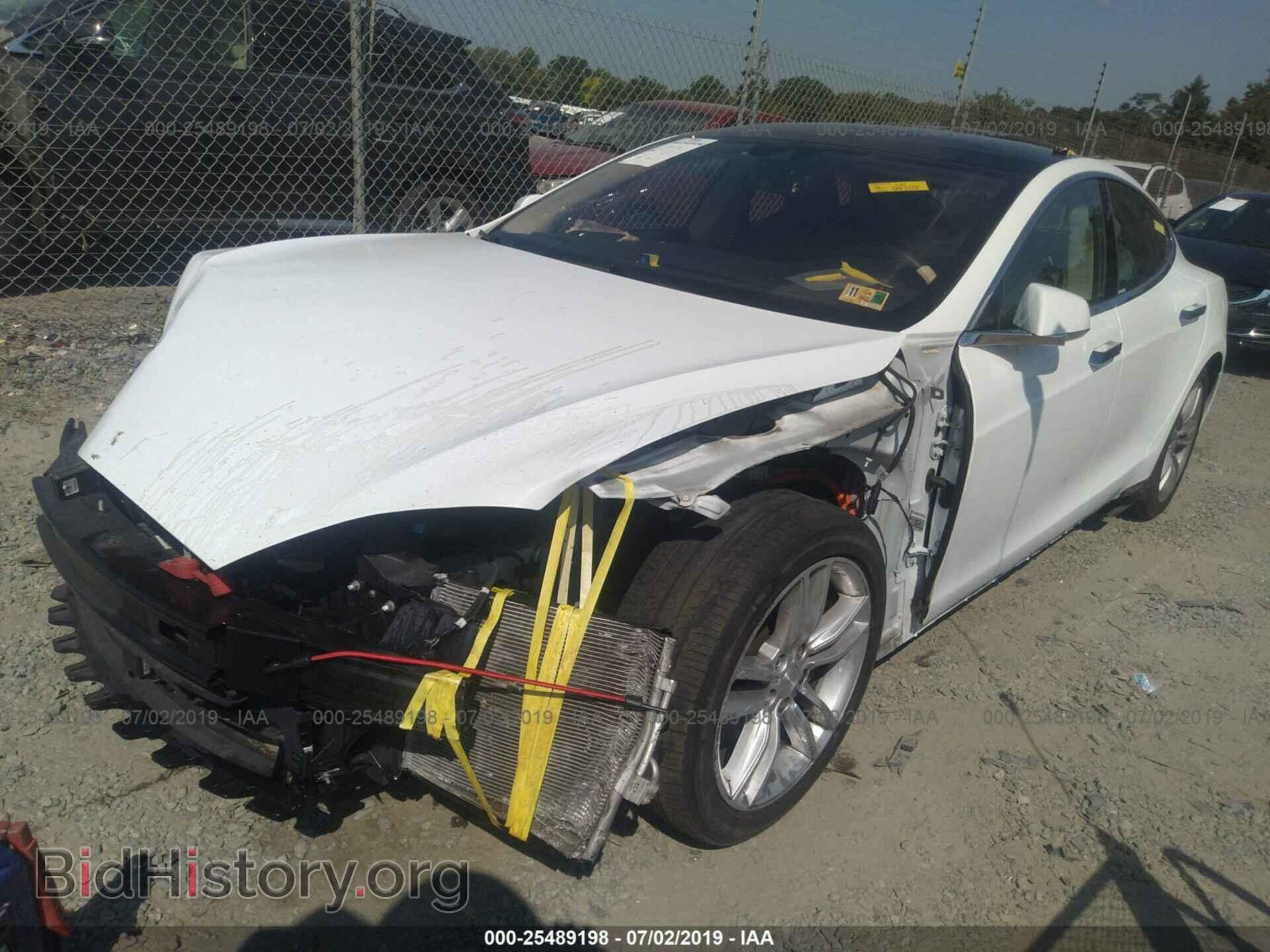 2015 TESLA MODEL S - VIN: 5YJSA1S24FF098082 - Фото 2
