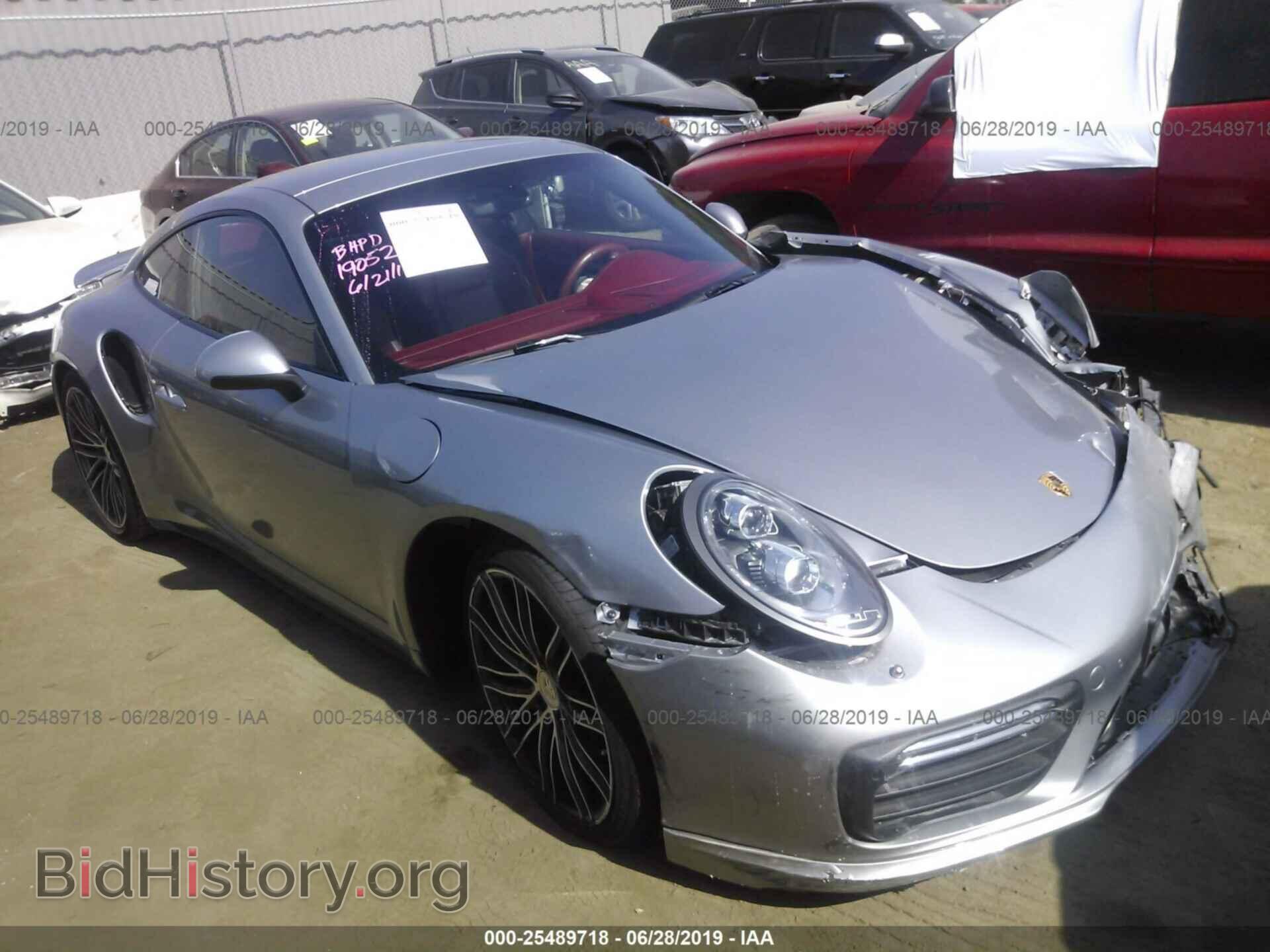 Фотография WP0AD2A93HS166739 - PORSCHE 911 2017