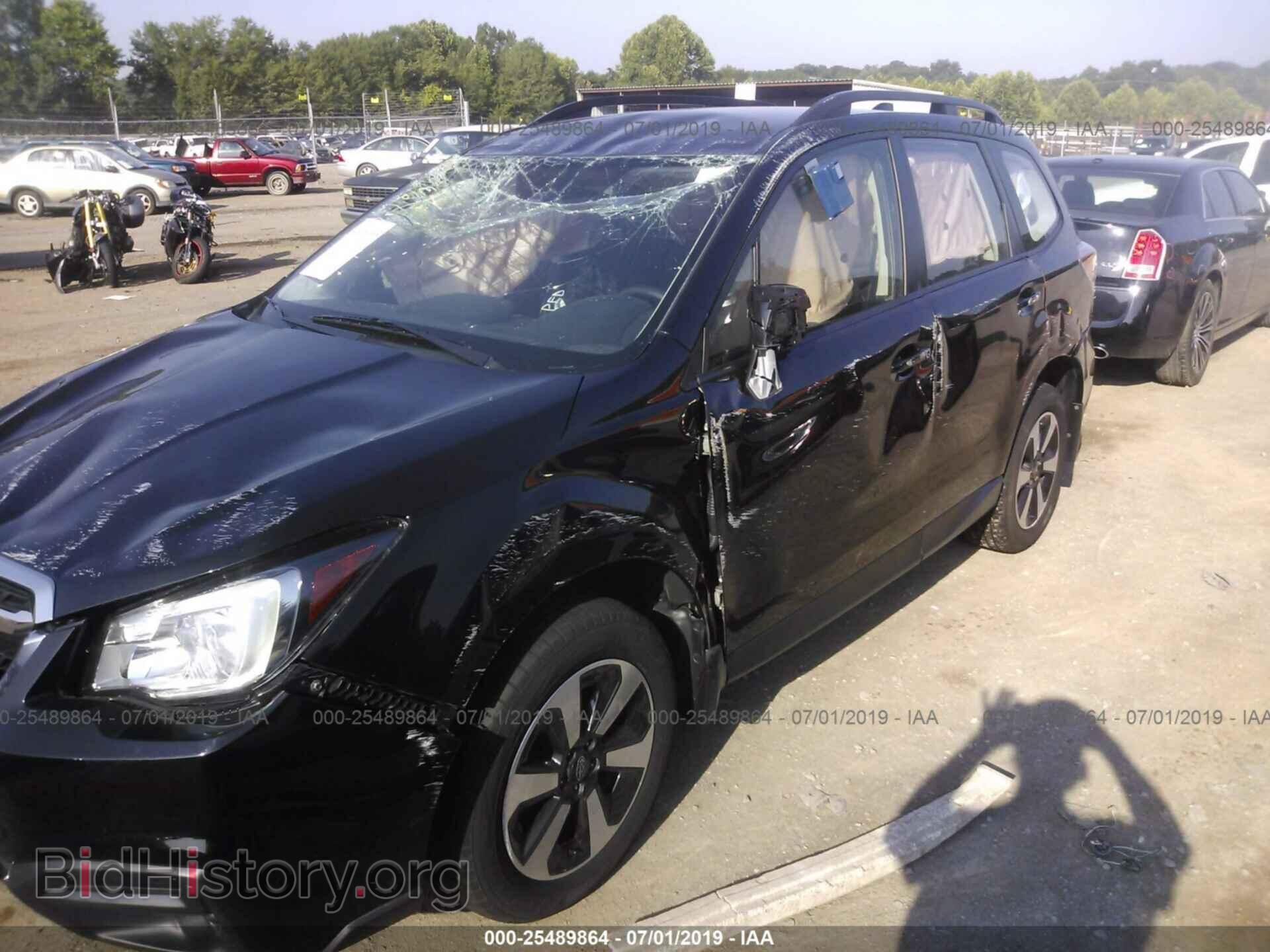 2017 SUBARU FORESTER - VIN: JF2SJABC2HH477353 - Фото 2