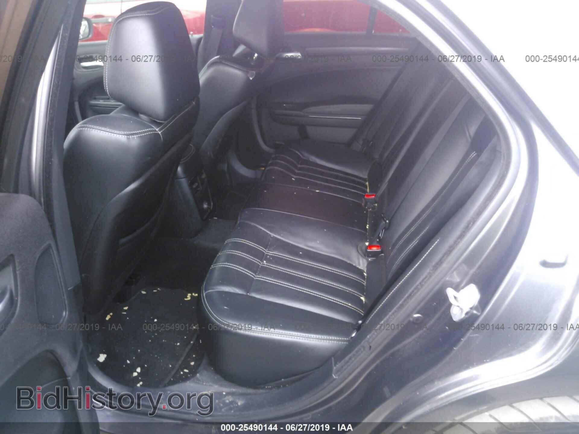 2014 CHRYSLER 300 - VIN: 2C3CCAAG6EH189802 - Фото 8