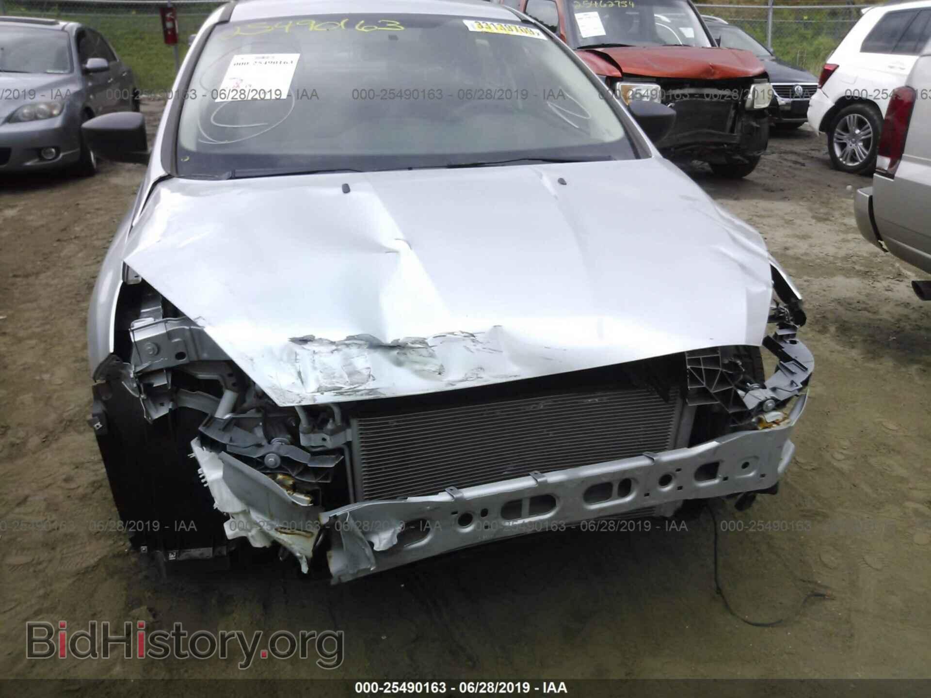2017 Ford Focus - VIN: 1FADP3E25HL330788 - Photo 6