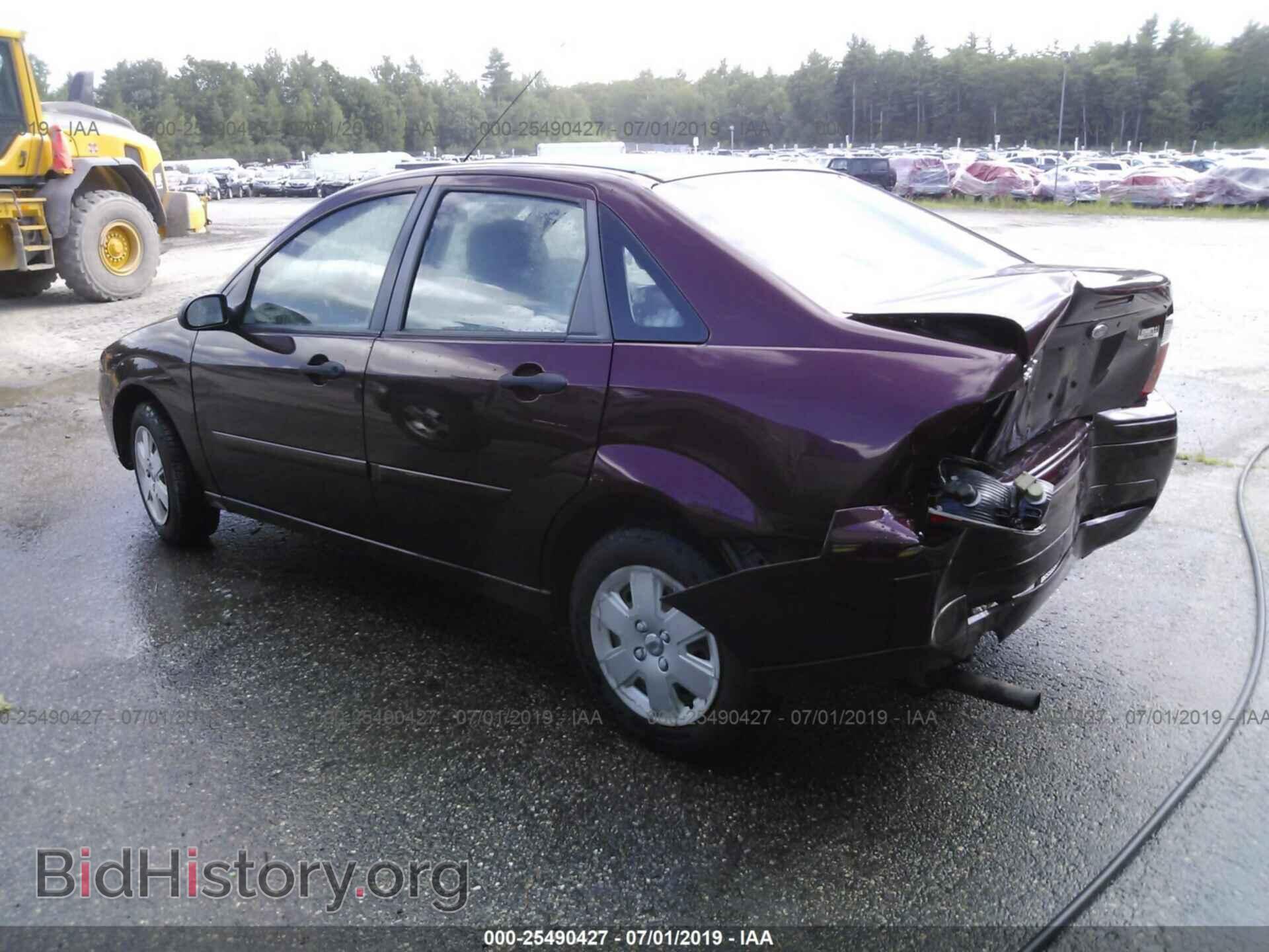 2007 FORD FOCUS - VIN: 1FAHP34N37W271864 - Фото 3