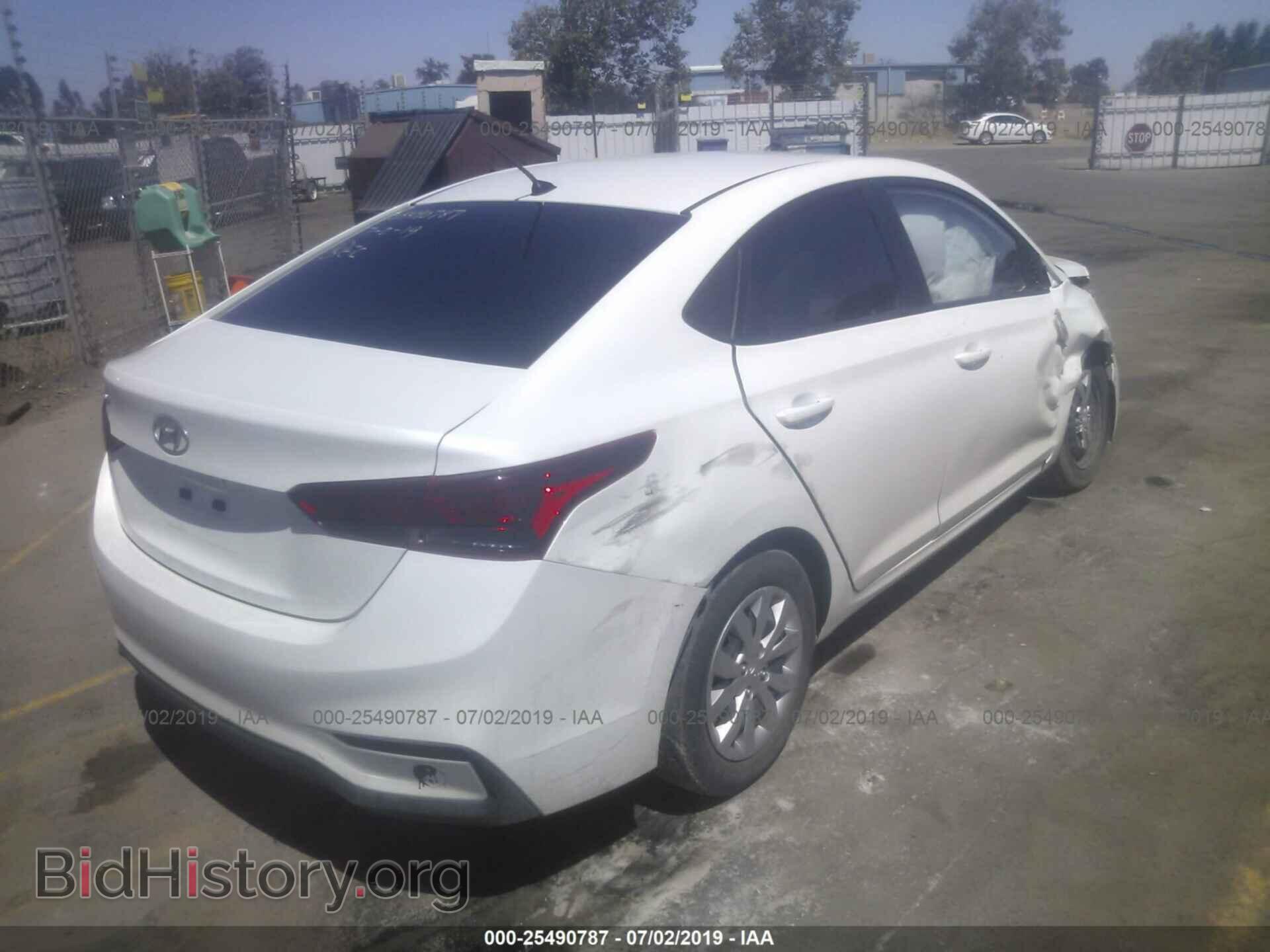 2018 HYUNDAI ACCENT - VIN: 3KPC24A36JE012704 - Фото 4