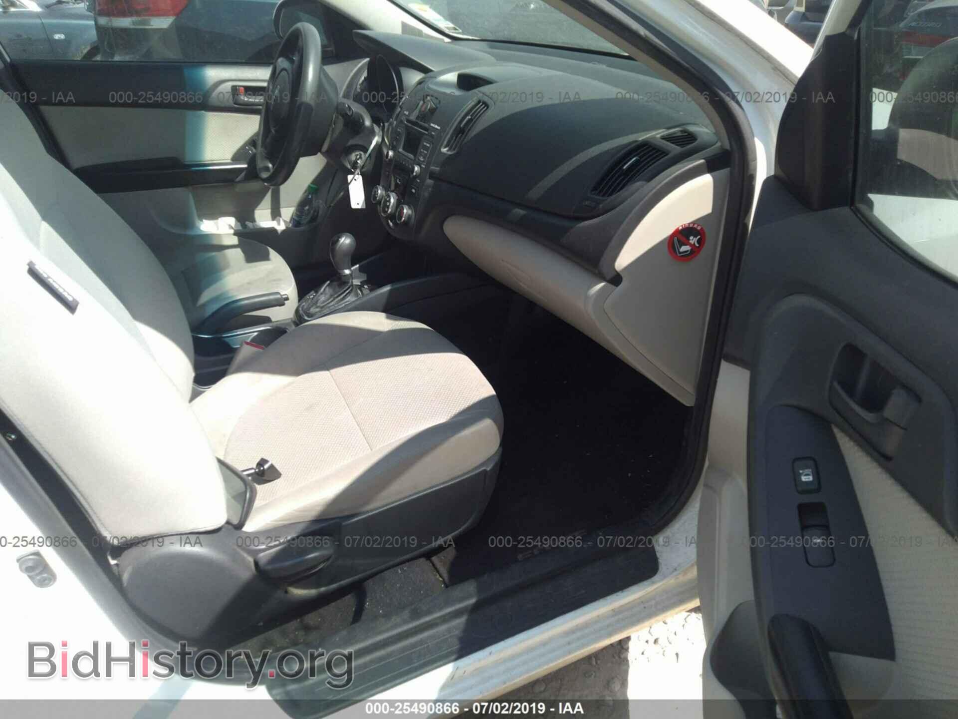 2011 KIA FORTE - VIN: KNAFU4A25B5459761 - Фото 5