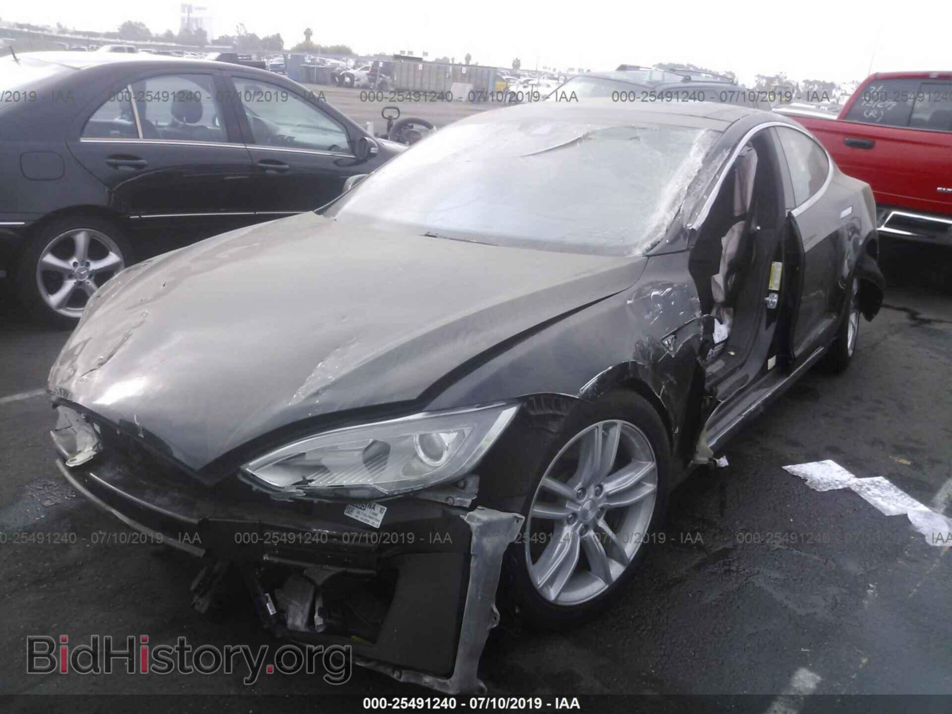 2015 TESLA MODEL S - VIN: 5YJSA1E12FF121913 - Photo 2