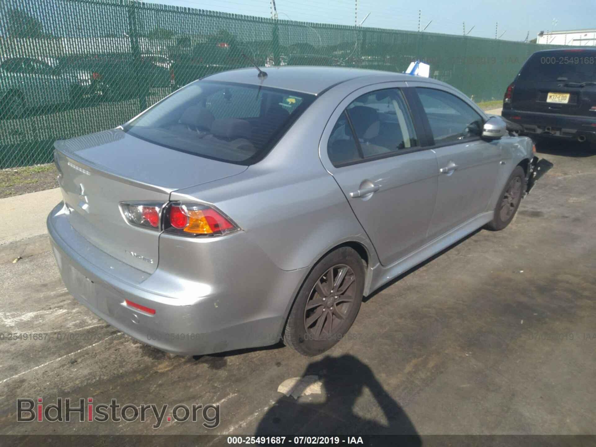 2017 MITSUBISHI LANCER - VIN: JA32U2FU9HU012475 - Фото 4