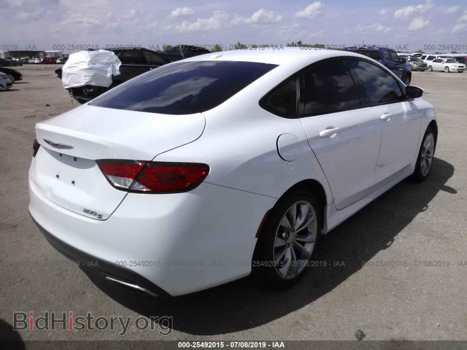 2016 CHRYSLER 200 - VIN: 1C3CCCBB8GN105200 - Фото 4