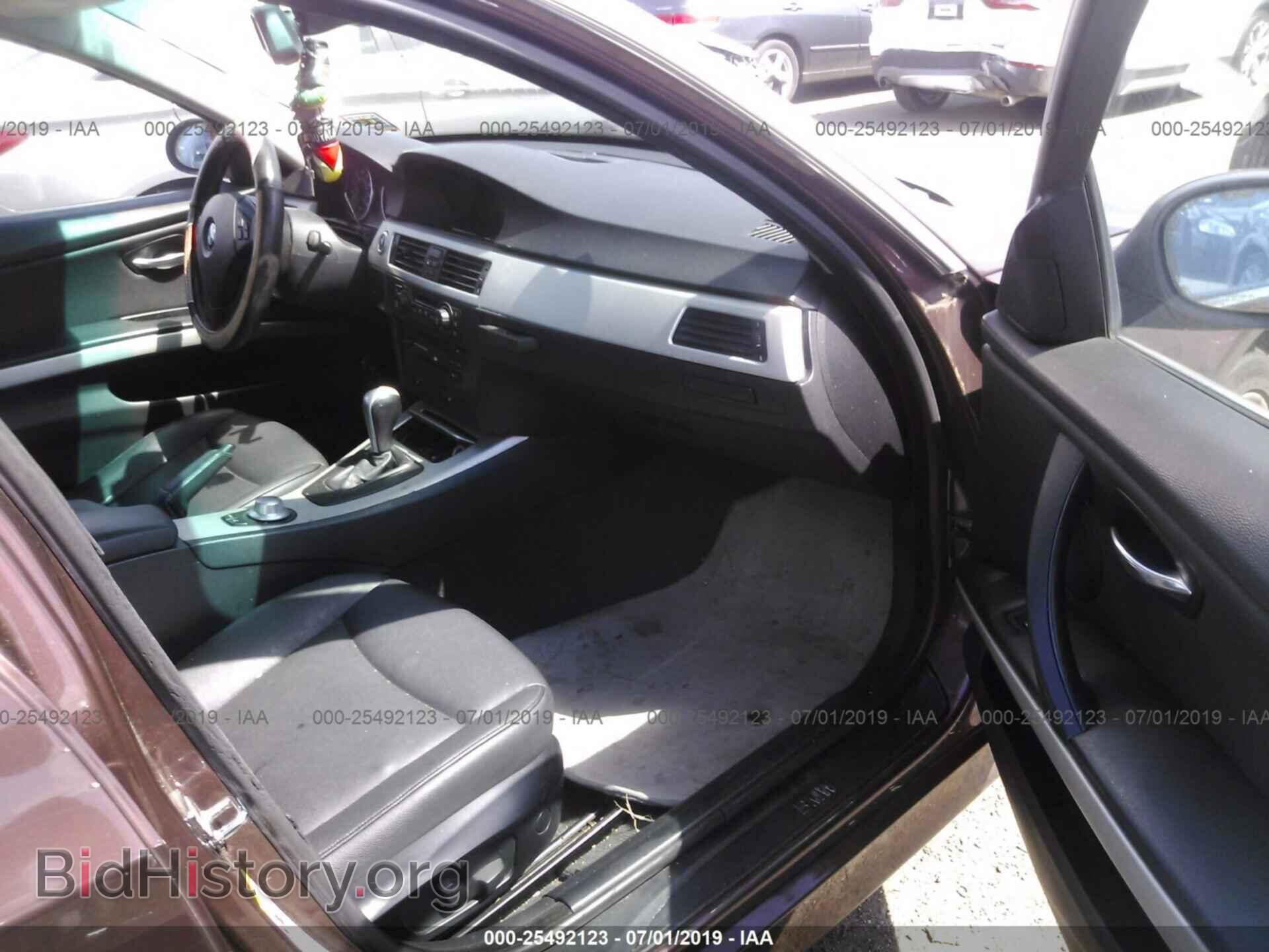 2006 BMW 330 - VIN: WBAVB33566PS12665 - Фото 5