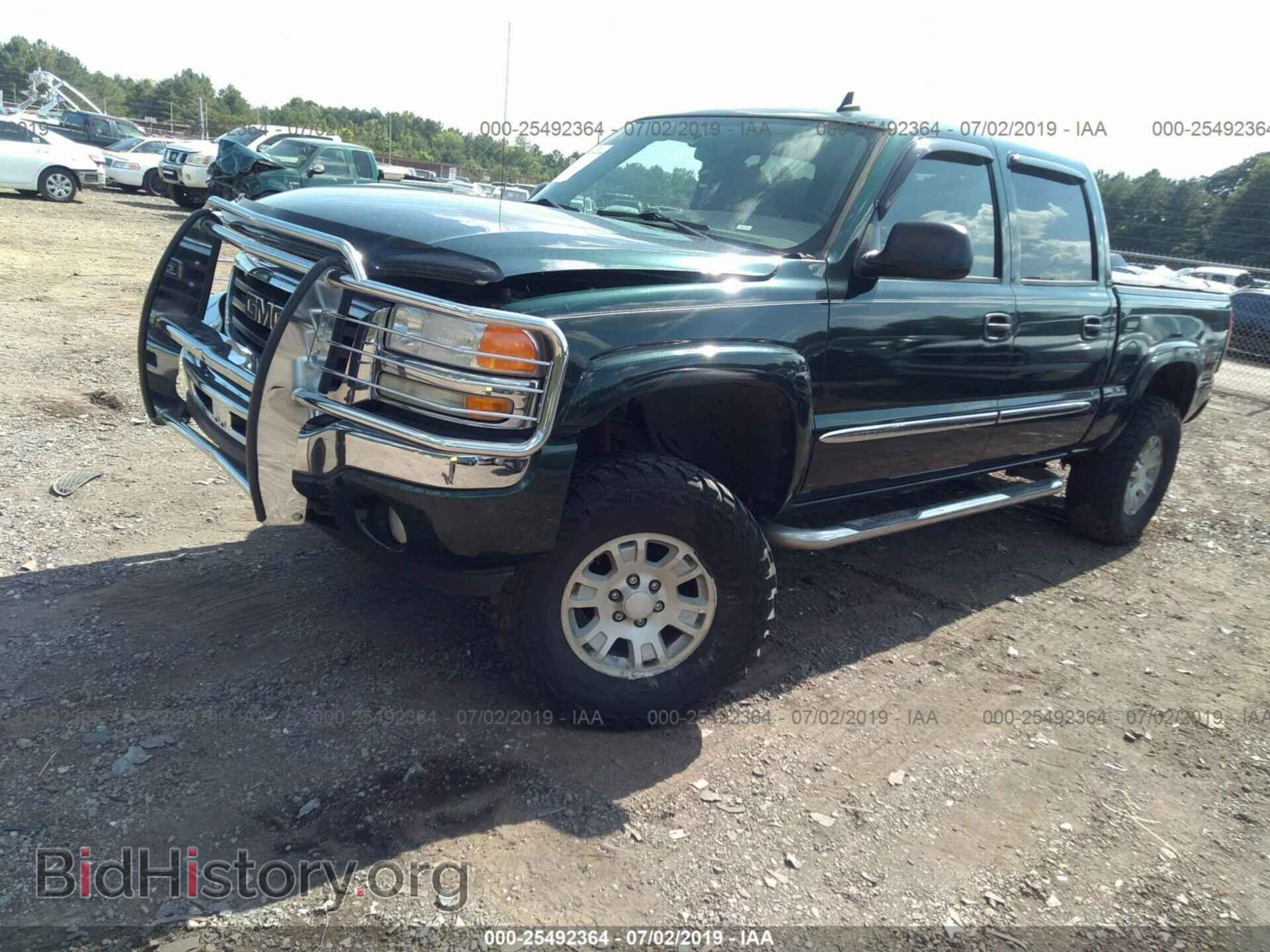 2006 GMC NEW SIERRA - VIN: 2GTEK13T161125419 - Фото 2