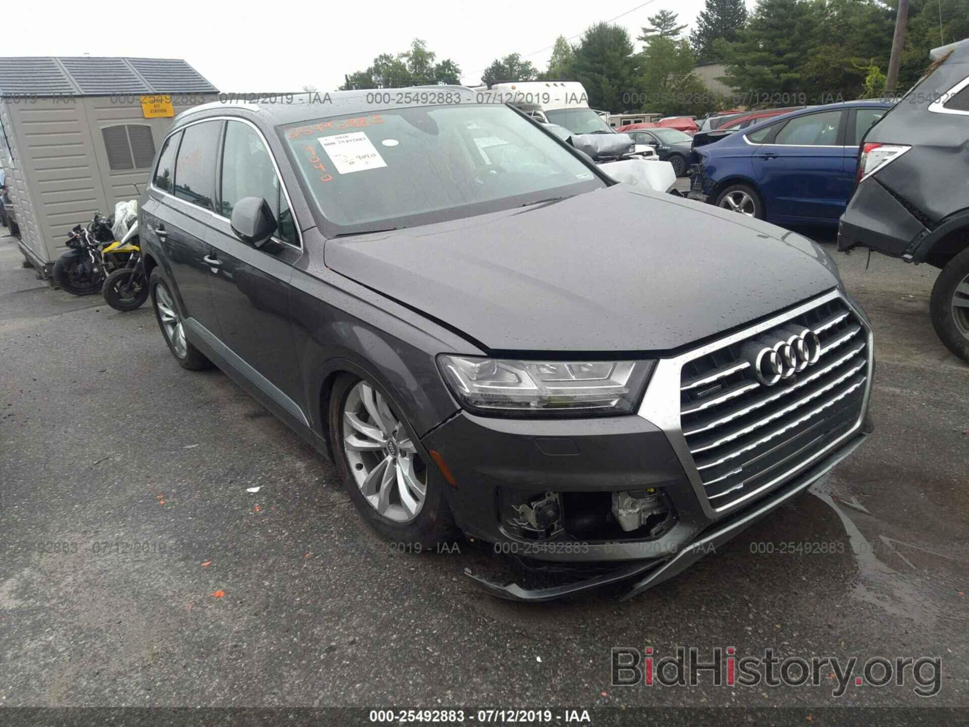 Photo WA1LHAF70JD044889 - AUDI Q7 2018