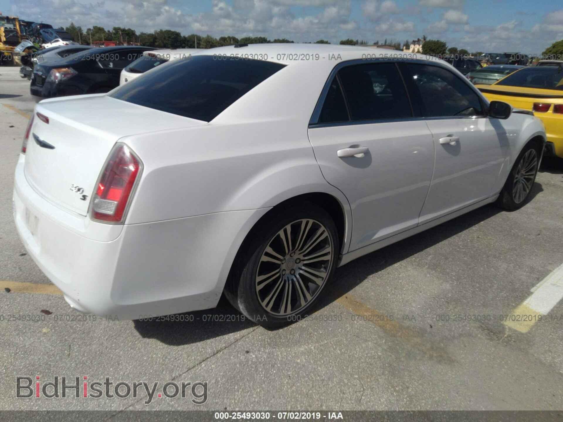 2013 CHRYSLER 300 - VIN: 2C3CCABT6DH732267 - Photo 4