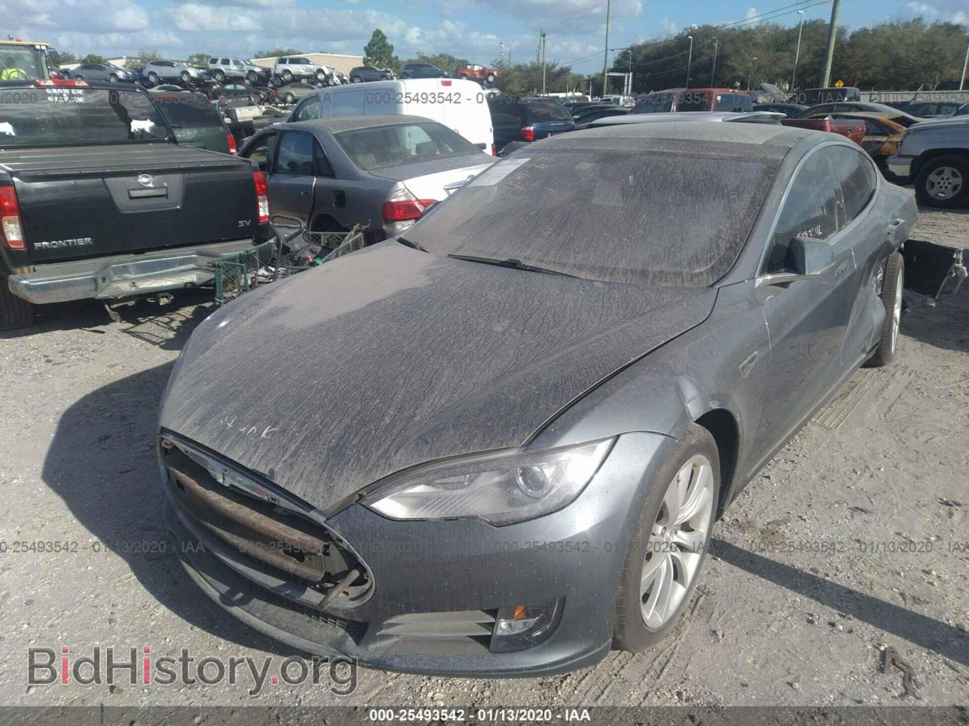 2014 TESLA MODEL S - VIN: 5YJSA1H13EFP33502 - Photo 2