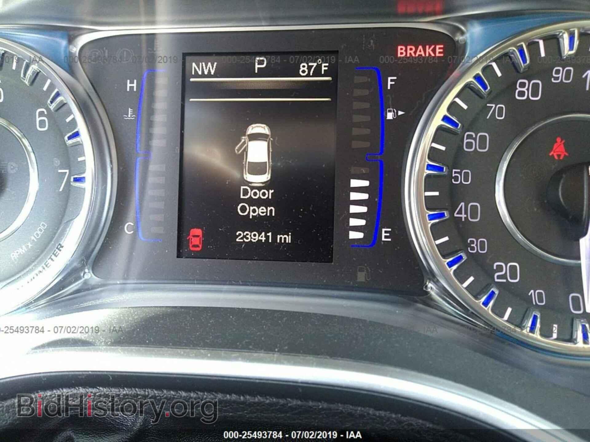 2016 CHRYSLER 200 - VIN: 1C3CCCAB7GN143597 - Photo 7