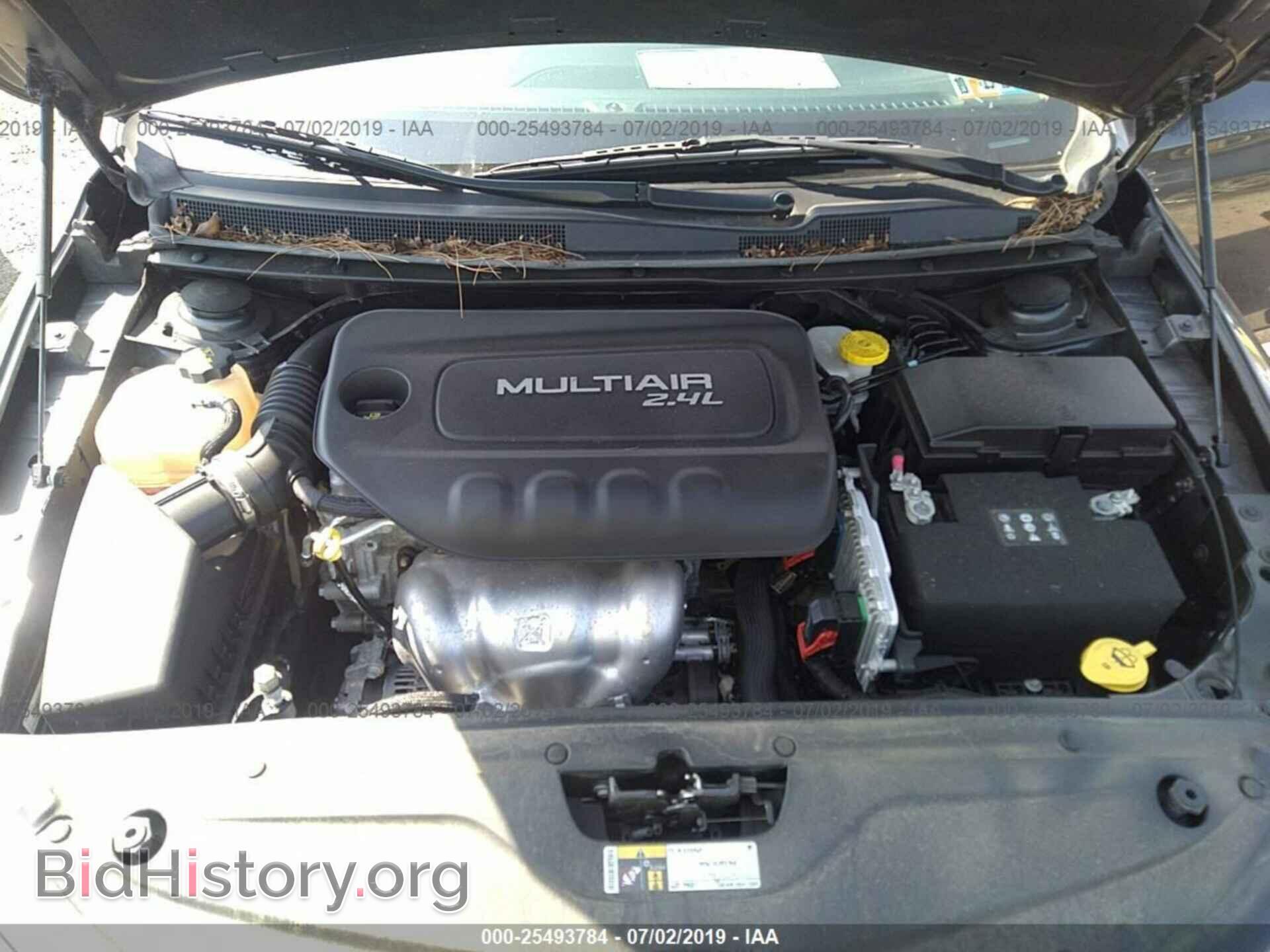 2016 CHRYSLER 200 - VIN: 1C3CCCAB7GN143597 - Photo 10