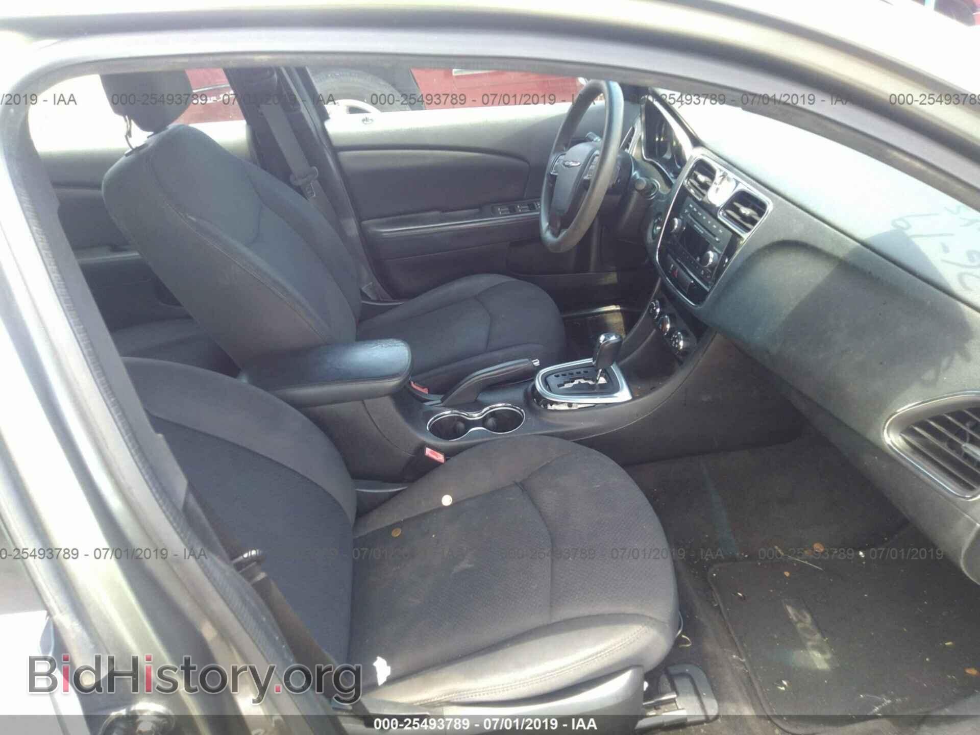 2013 CHRYSLER 200 - VIN: 1C3CCBAB3DN660322 - Photo 5