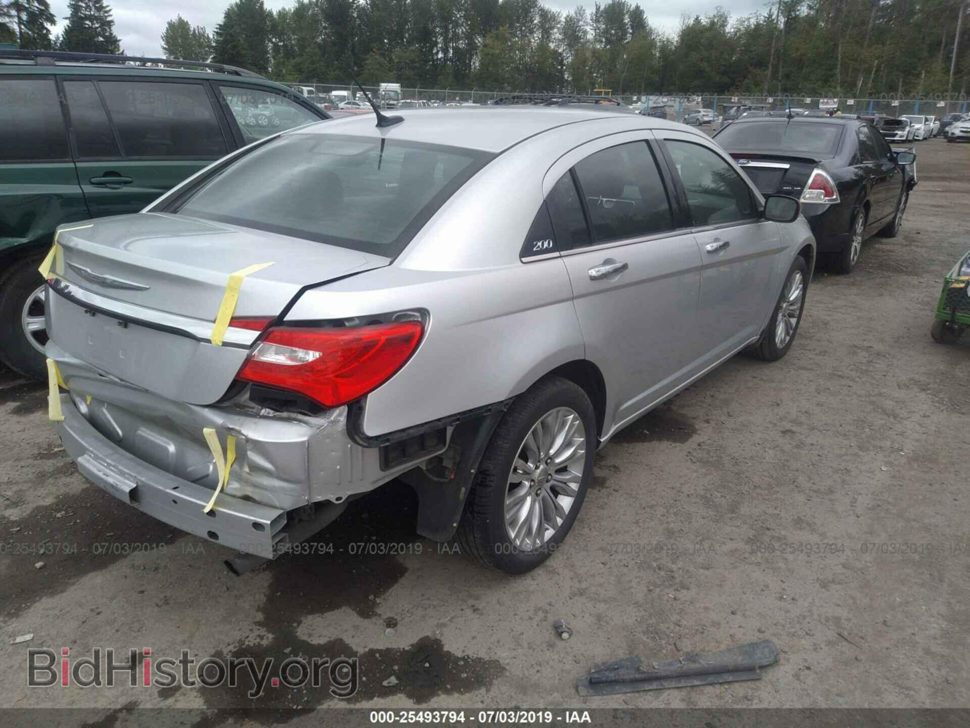 2012 CHRYSLER 200 - VIN: 1C3CCBCB6CN101553 - Фото 4