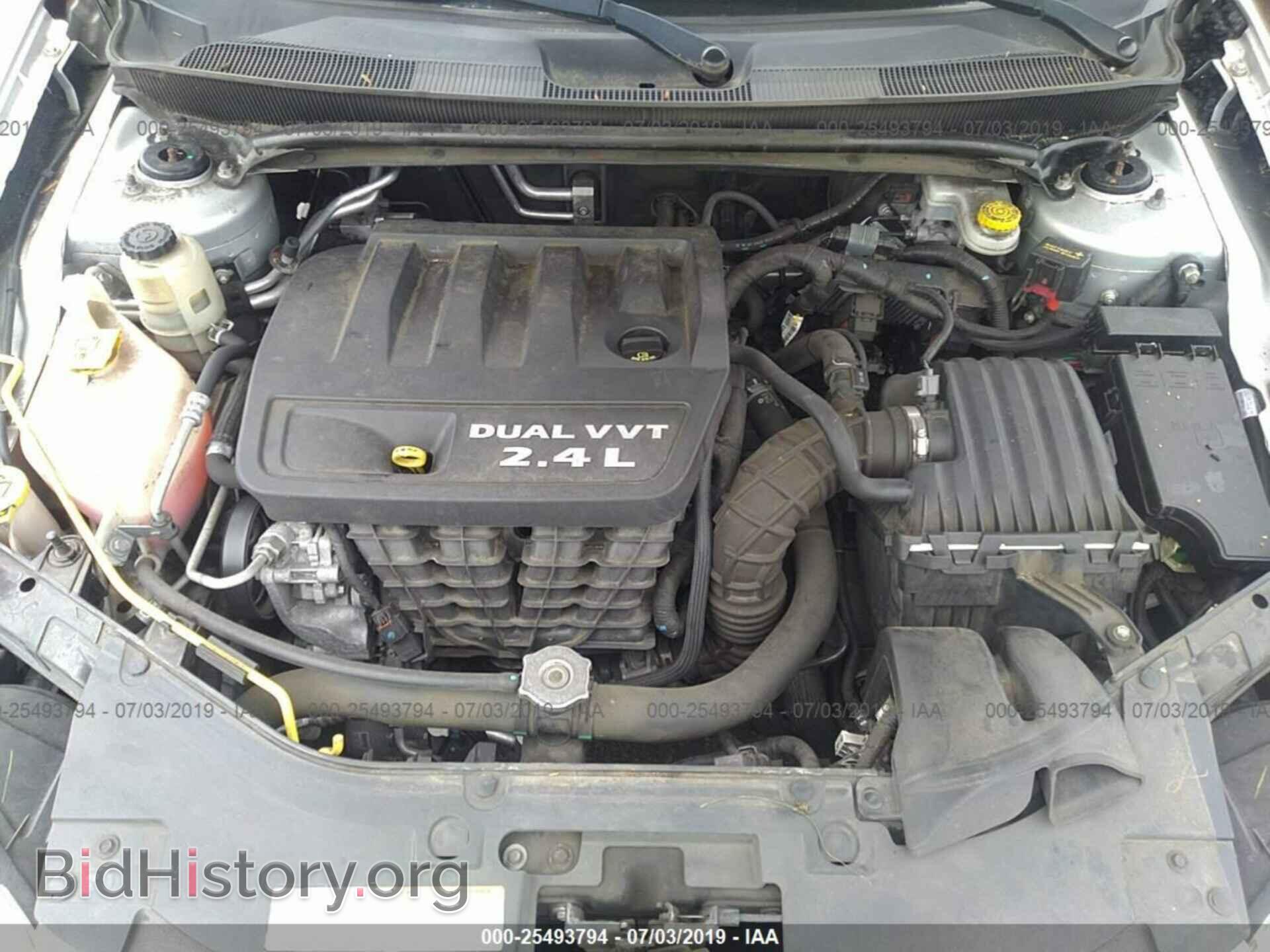 2012 CHRYSLER 200 - VIN: 1C3CCBCB6CN101553 - Фото 10