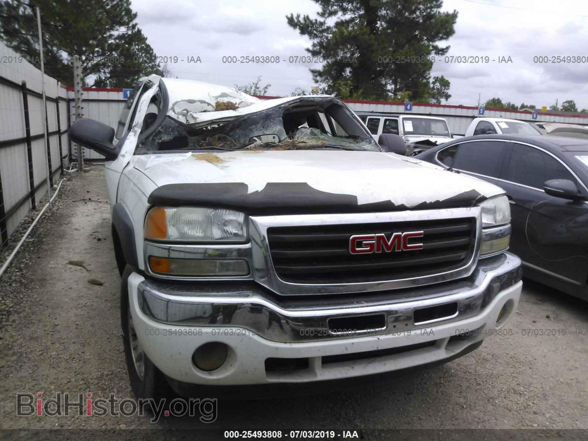 2005 GMC NEW SIERRA - VIN: 2GTEK19B251225185 - Фото 6