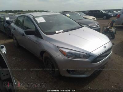2016 Ford FOCUS S, silver — VIN 1FADP3E26GL234005, IAAI