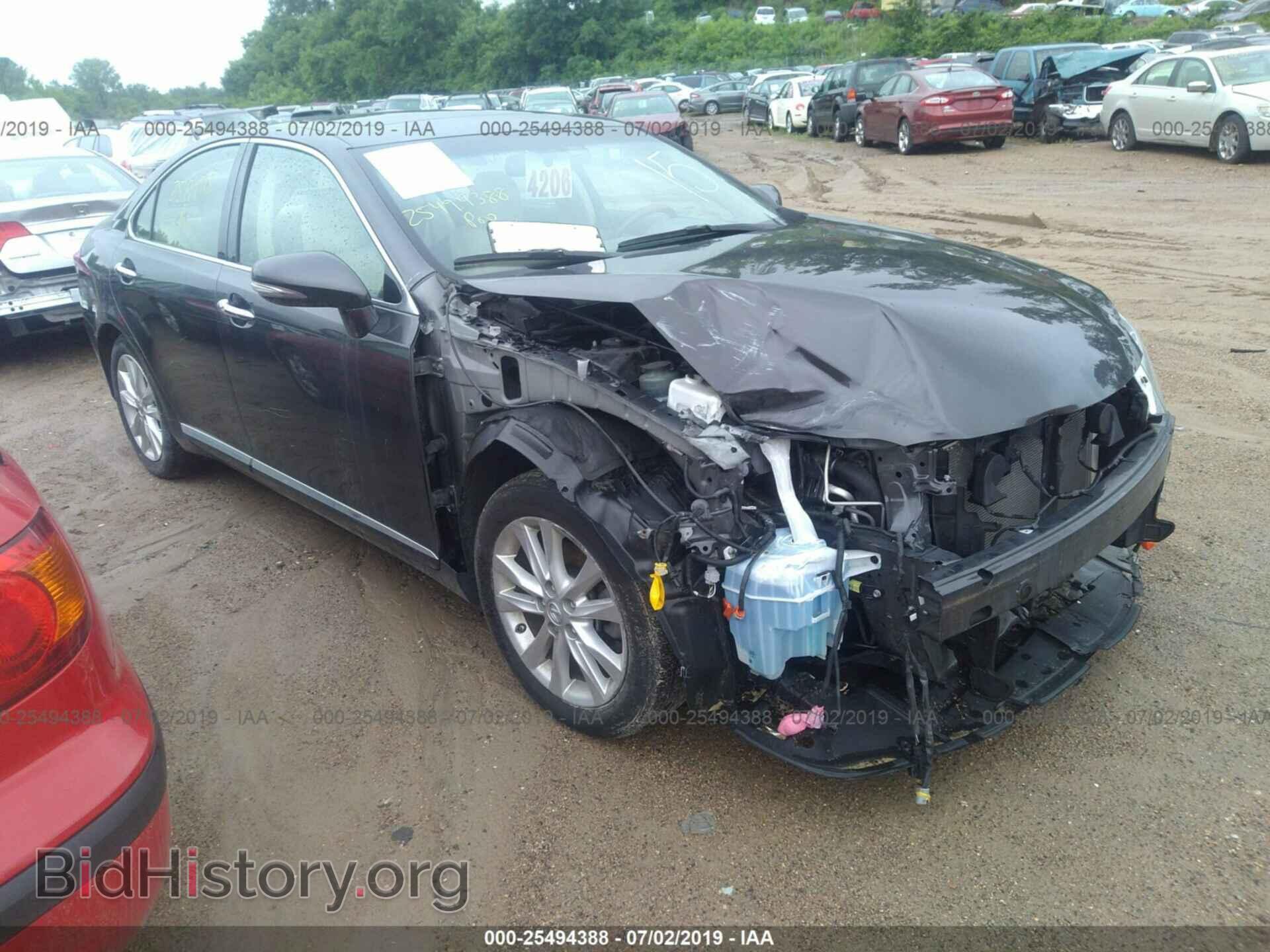 Photo JTHBK1EG4B2467572 - LEXUS ES 2011