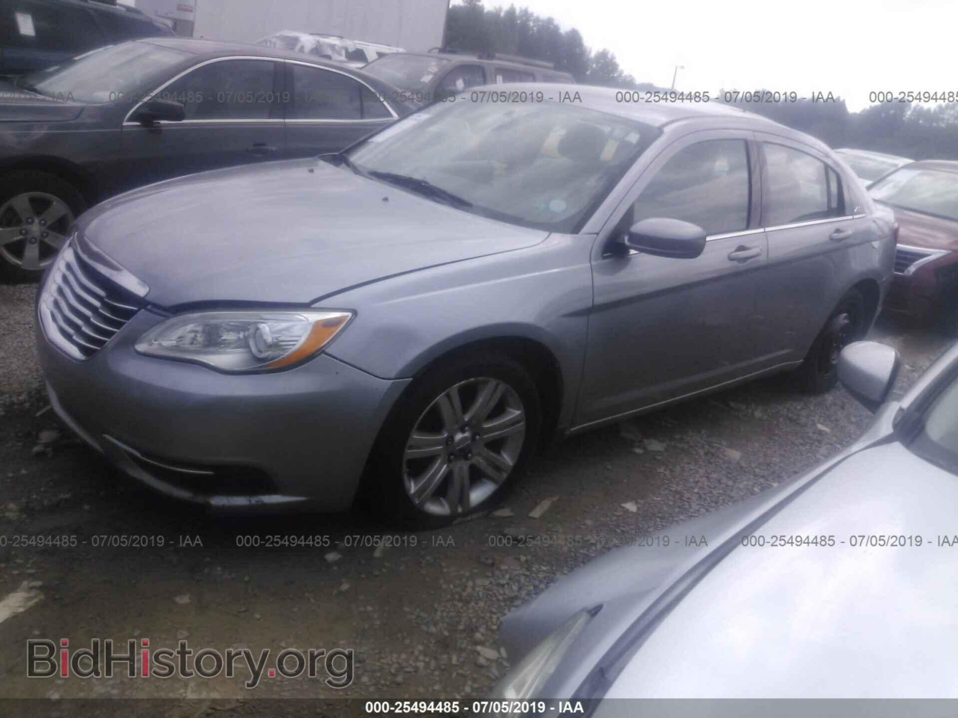2013 CHRYSLER 200 - VIN: 1C3CCBAB2DN685986 - Photo 2