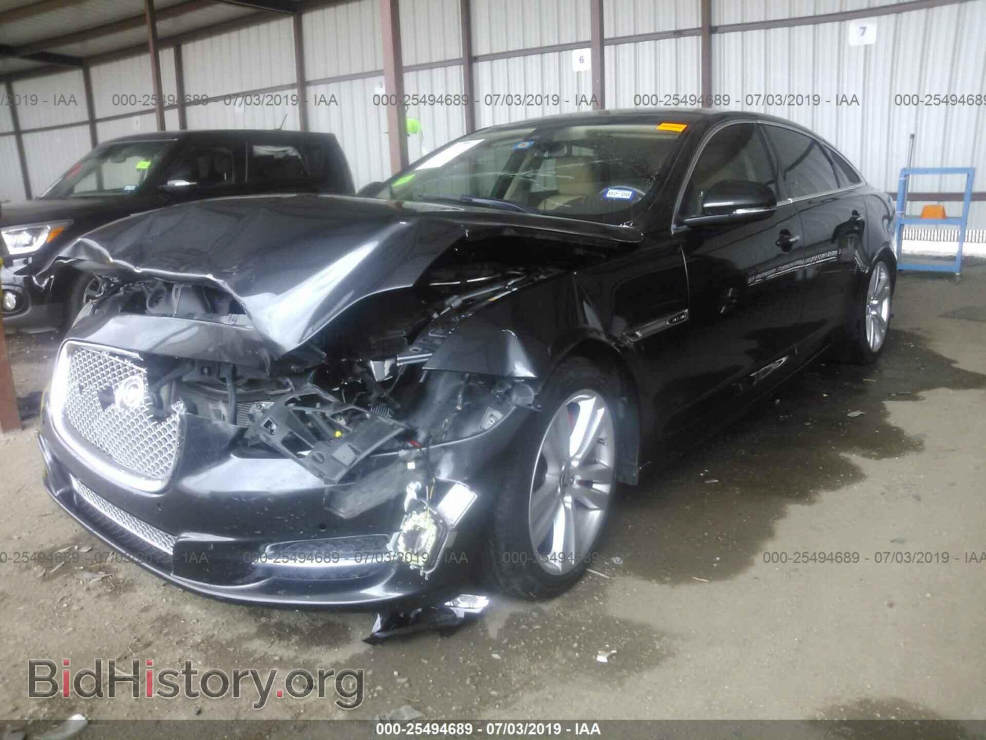 2011 JAGUAR XJL - VIN: SAJWA2GB4BLV10509 - Фото 2