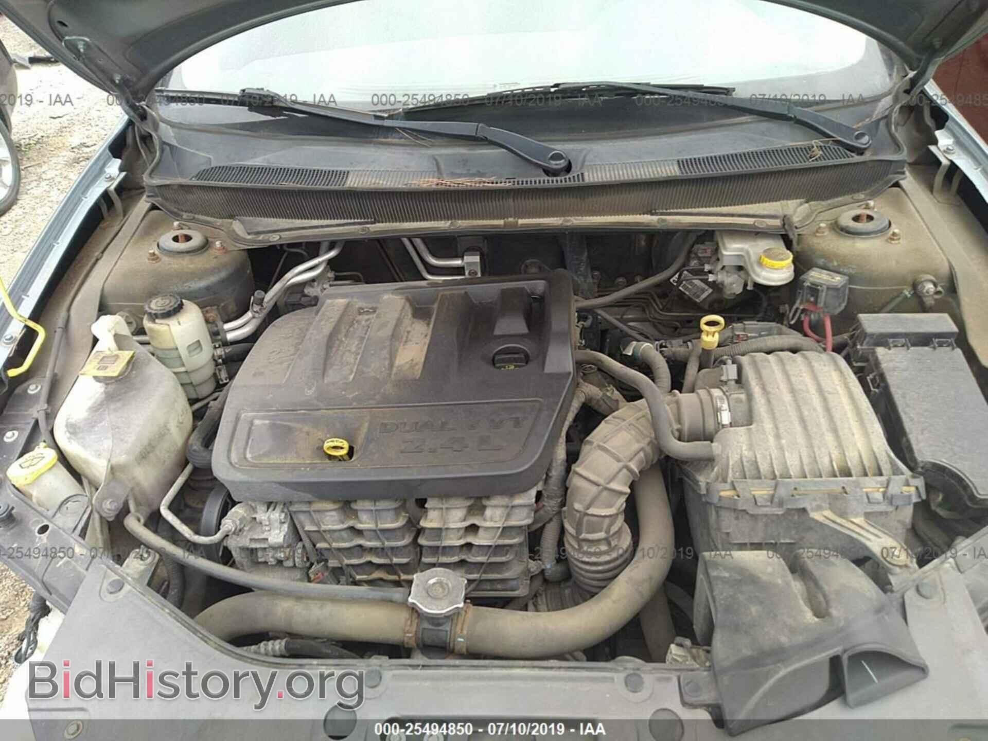 2010 CHRYSLER SEBRING - VIN: 1C3CC5FB3AN227895 - Фото 10