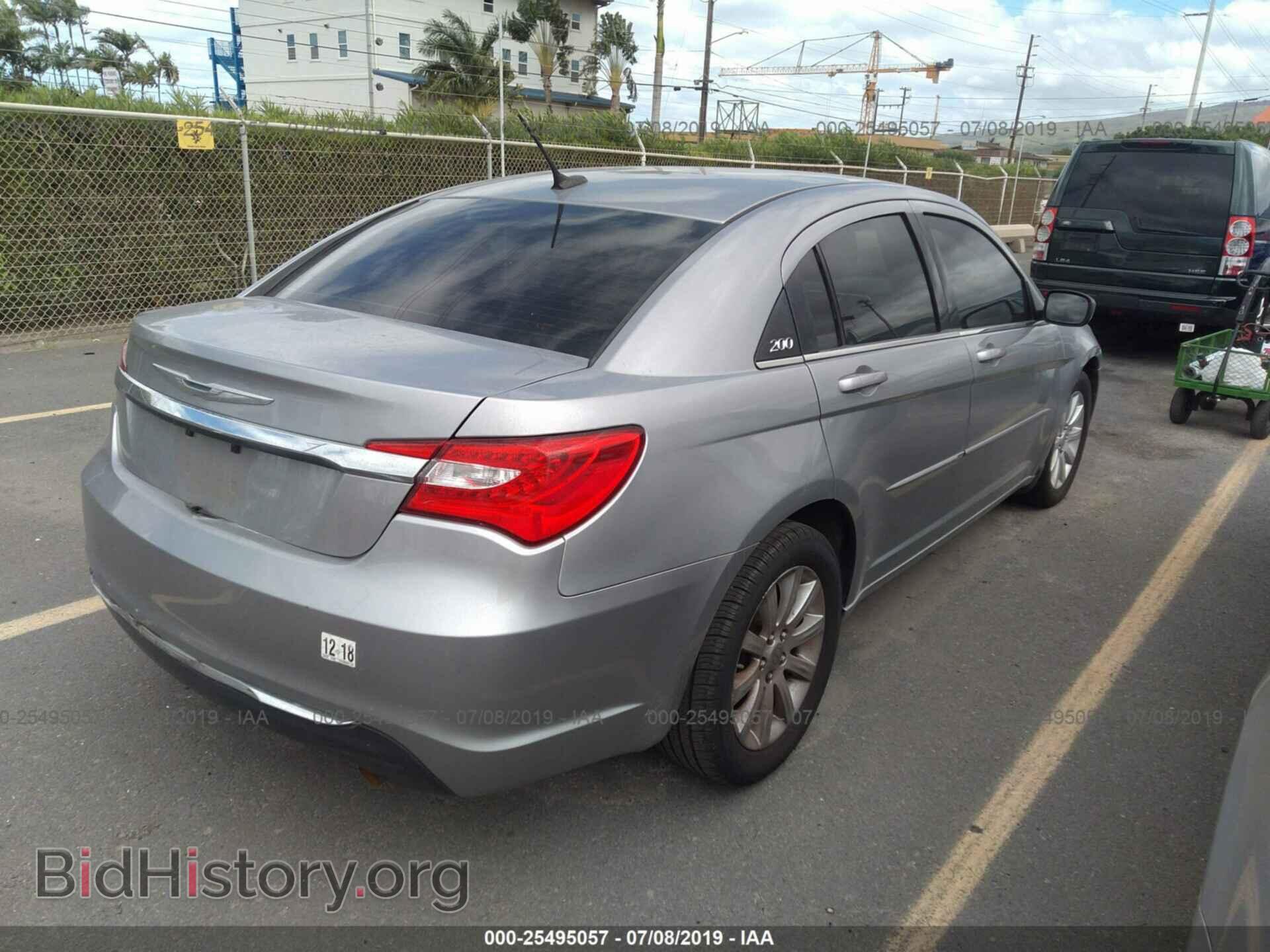 2013 CHRYSLER 200 - VIN: 1C3CCBBB8DN713854 - Фото 4