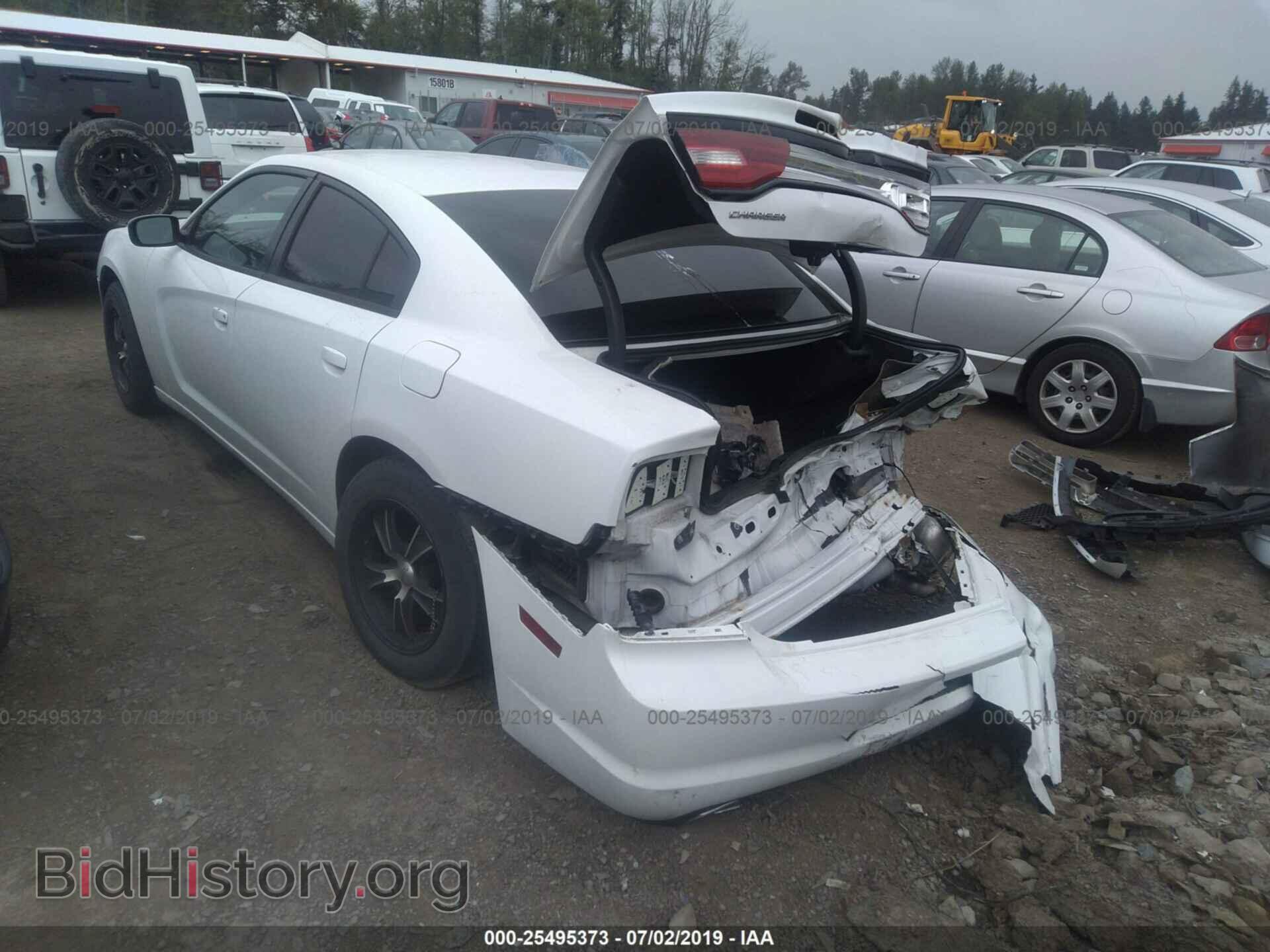 2011 DODGE CHARGER - VIN: 2B3CL3CG1BH608902 - Фото 3