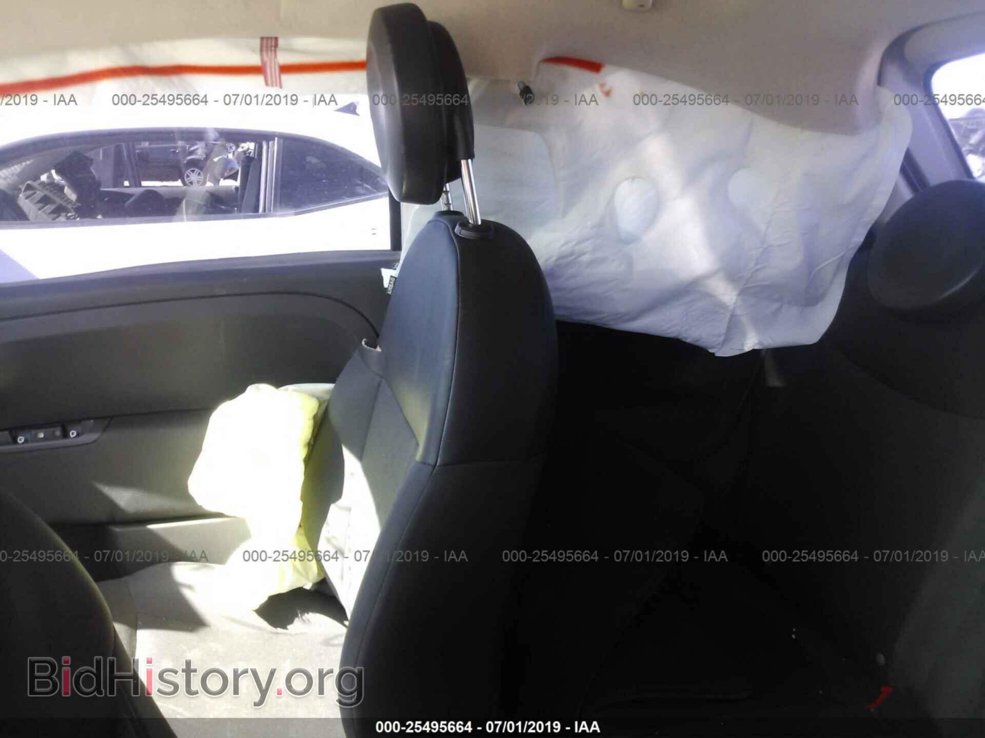 2012 FIAT 500 - VIN: 3C3CFFAR6CT244131 - Фото 8