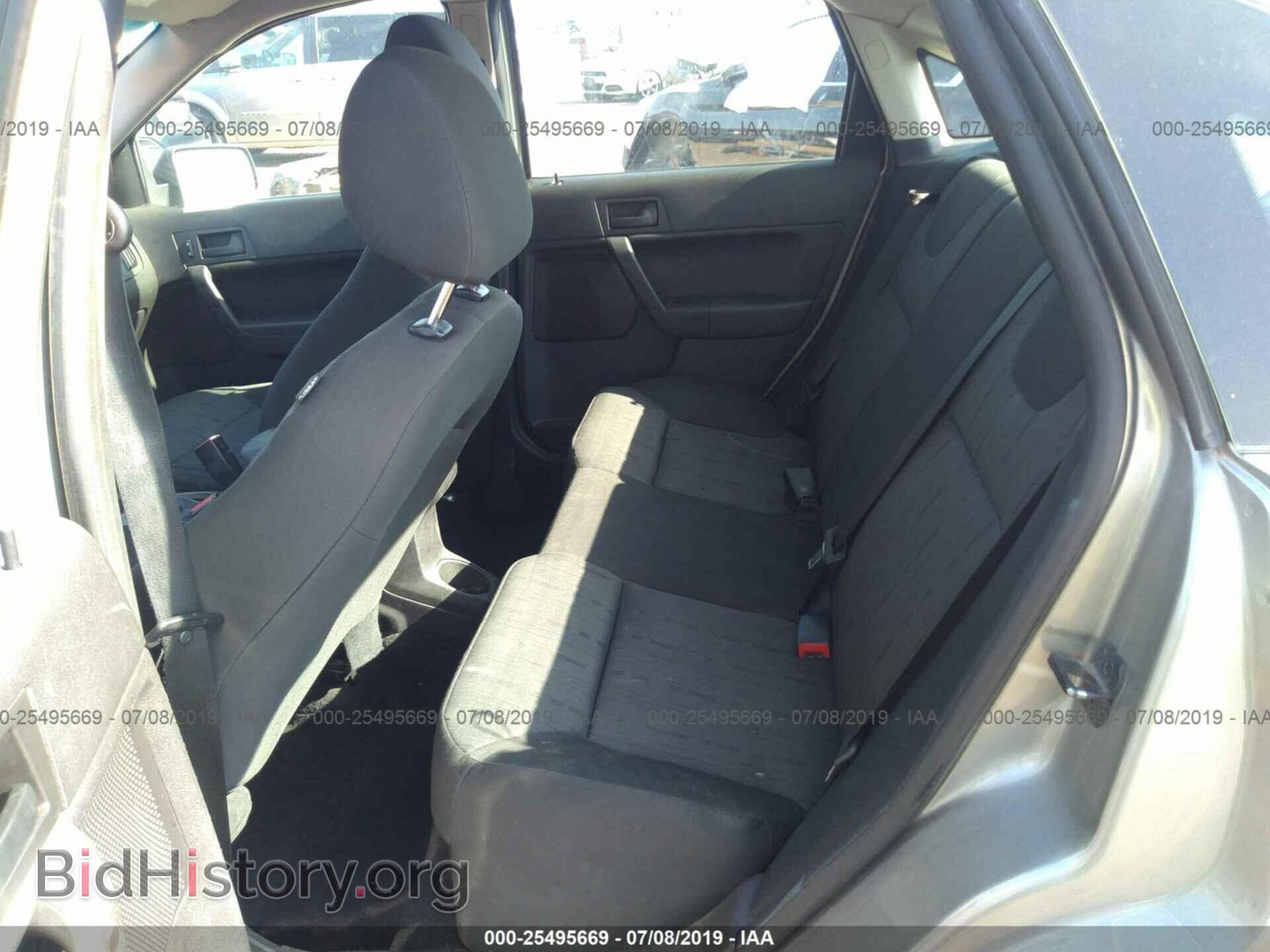 2008 FORD FOCUS - VIN: 1FAHP35N88W222109 - Фото 8