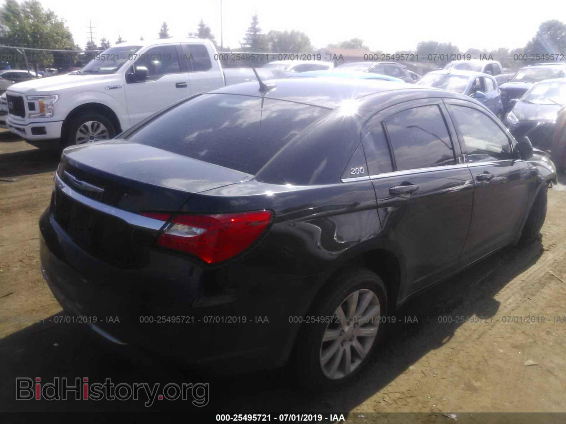 2011 CHRYSLER 200 - VIN: 1C3BC1FG2BN522813 - Фото 4