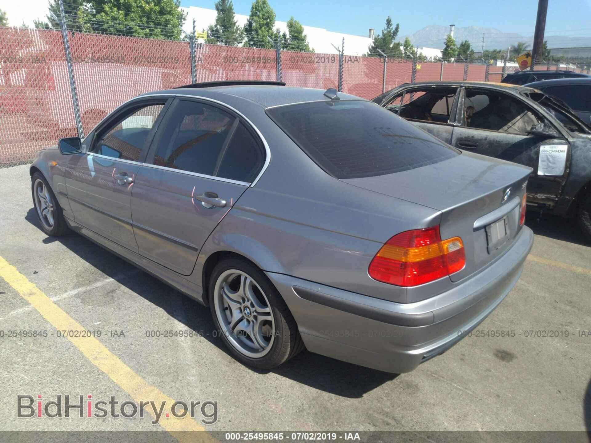 2004 BMW 330 - VIN: WBAEV53494KM36145 - Фото 3