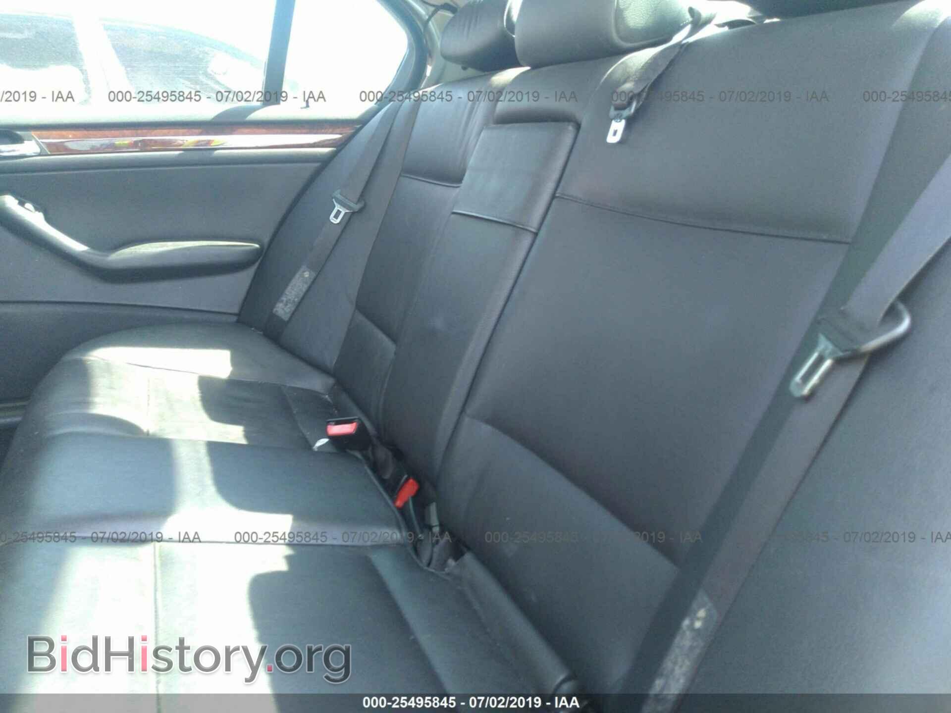 2004 BMW 330 - VIN: WBAEV53494KM36145 - Фото 8