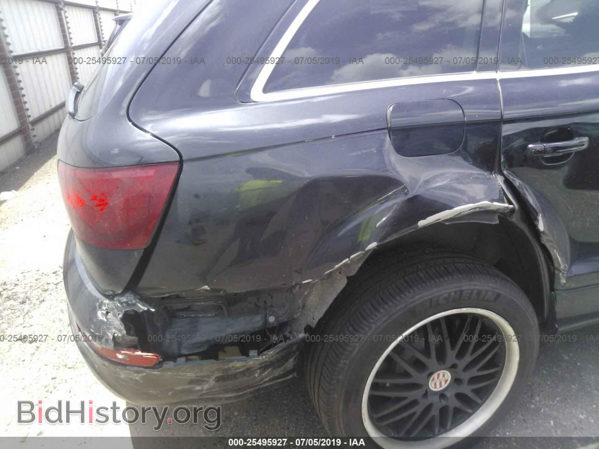 2011 AUDI Q7 - VIN: WA1DGAFE2BD002084 - Photo 6