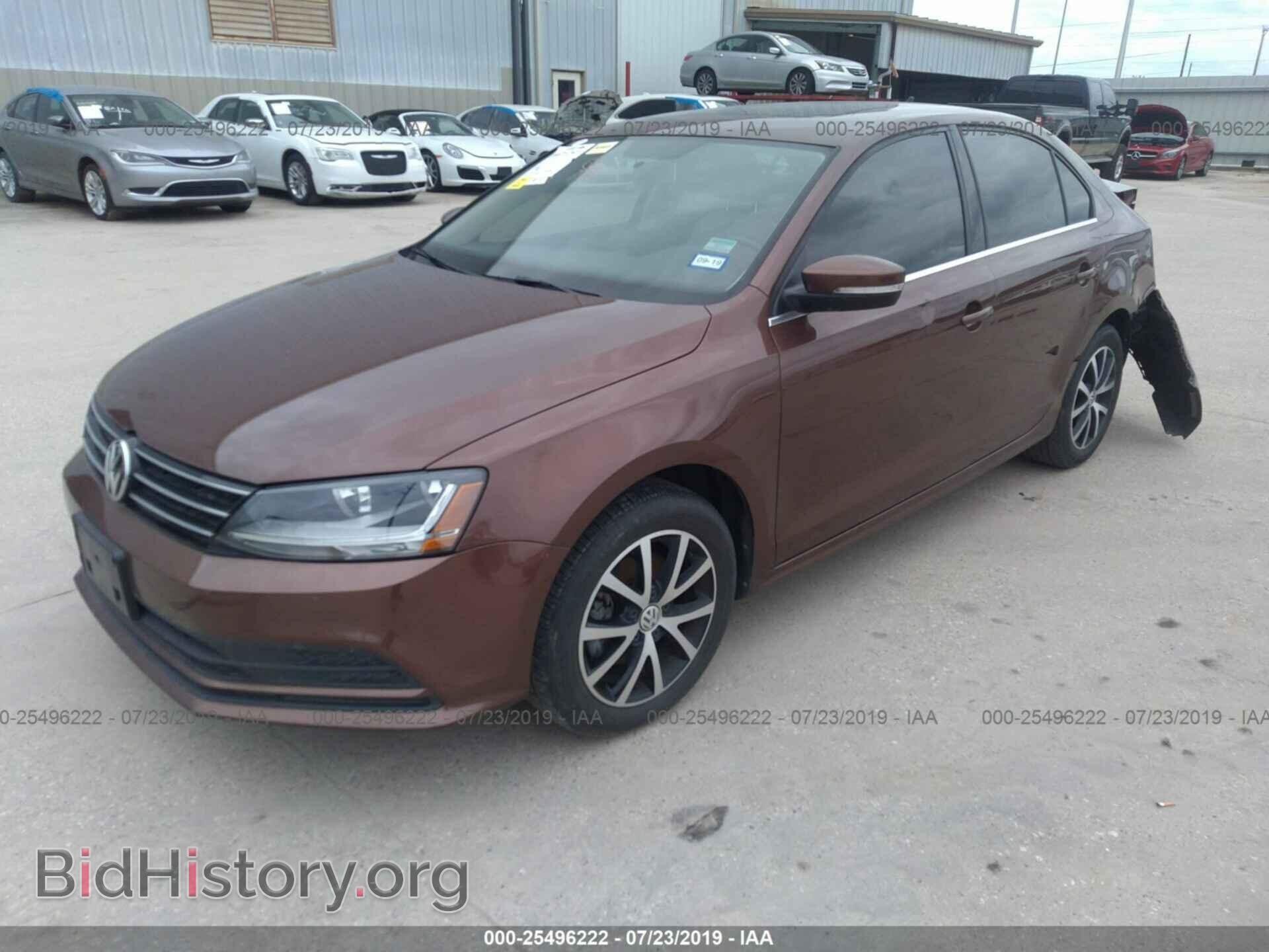2017 VOLKSWAGEN JETTA - VIN: 3VWDB7AJXHM410936 - Фото 2