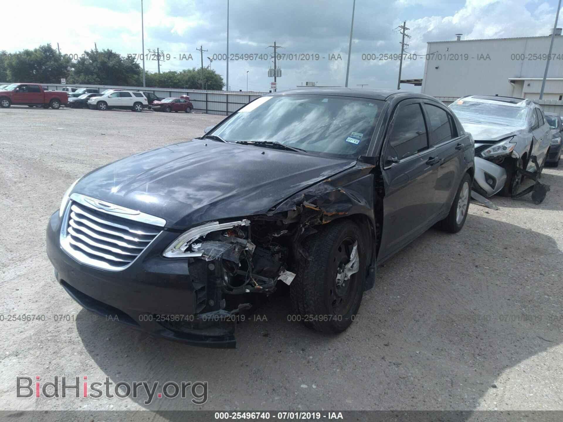 2013 CHRYSLER 200 - VIN: 1C3CCBAB3DN622699 - Photo 2