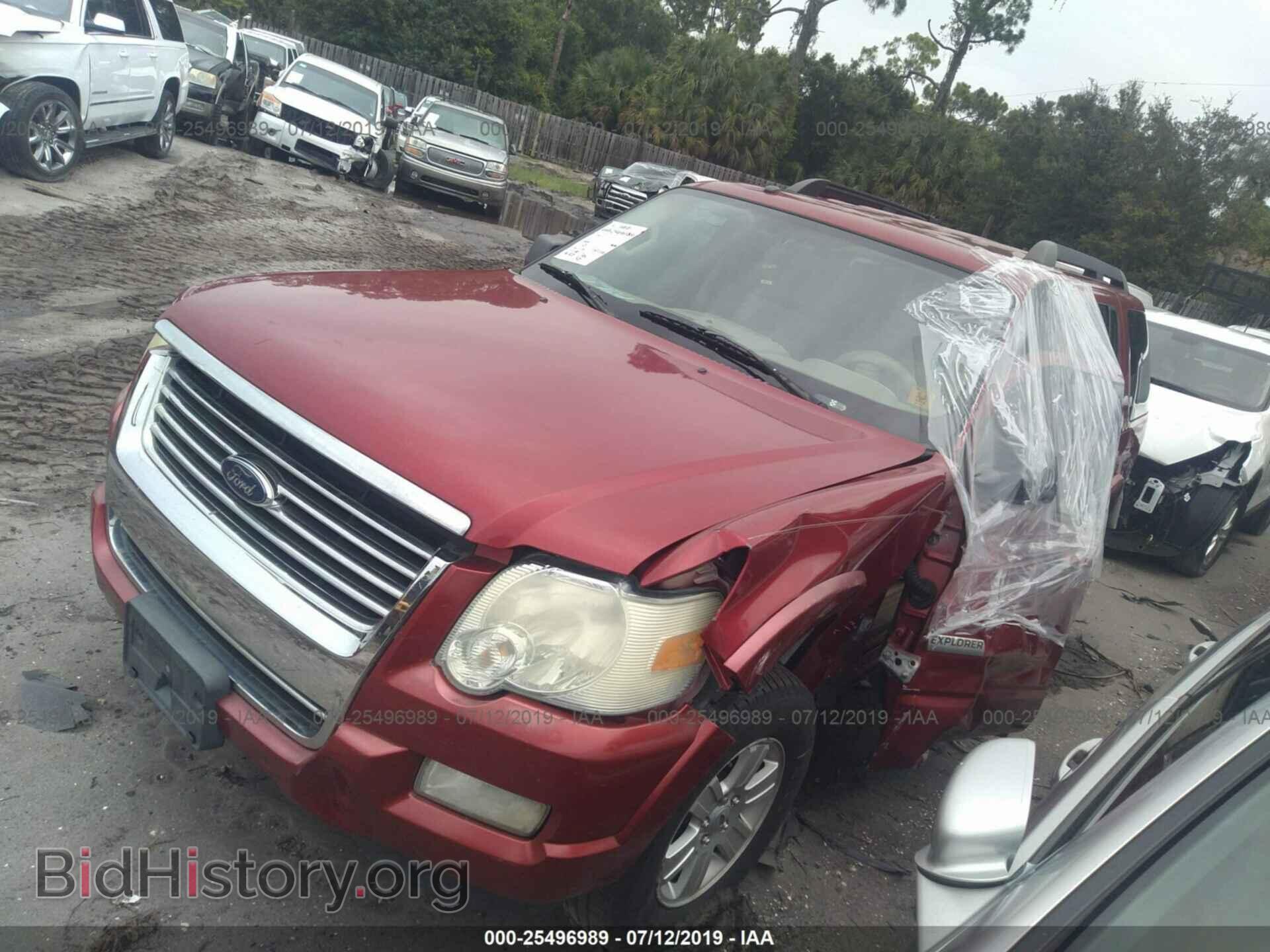 2008 FORD EXPLORER - VIN: 1FMEU63E58UA82702 - Фото 2