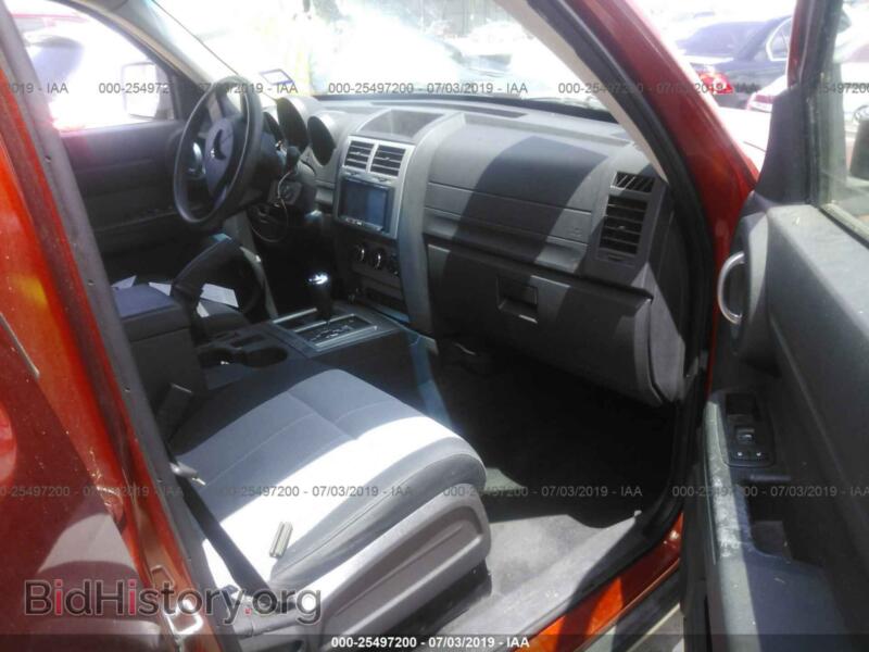 2007 Dodge NITRO (VIN 1D8GU28K57W706927) — photo 5 of 10