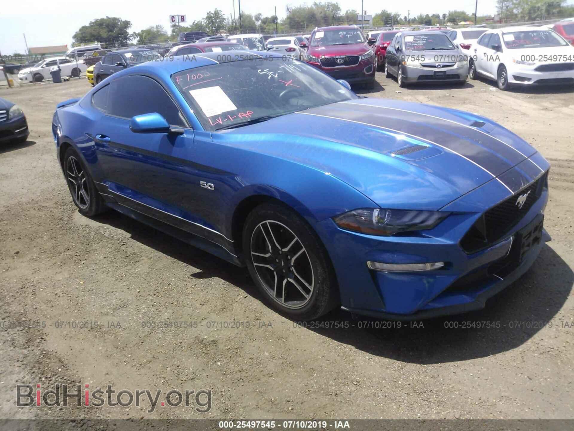 Photo 1FA6P8CF7J5135605 - FORD MUSTANG 2018