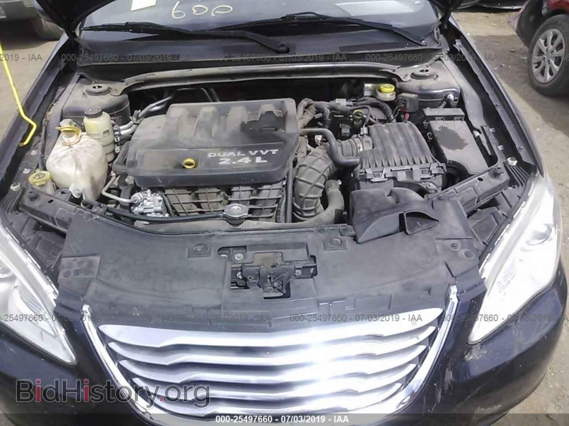 2012 CHRYSLER 200 - VIN: 1C3CCBAB9CN135568 - Фото 10