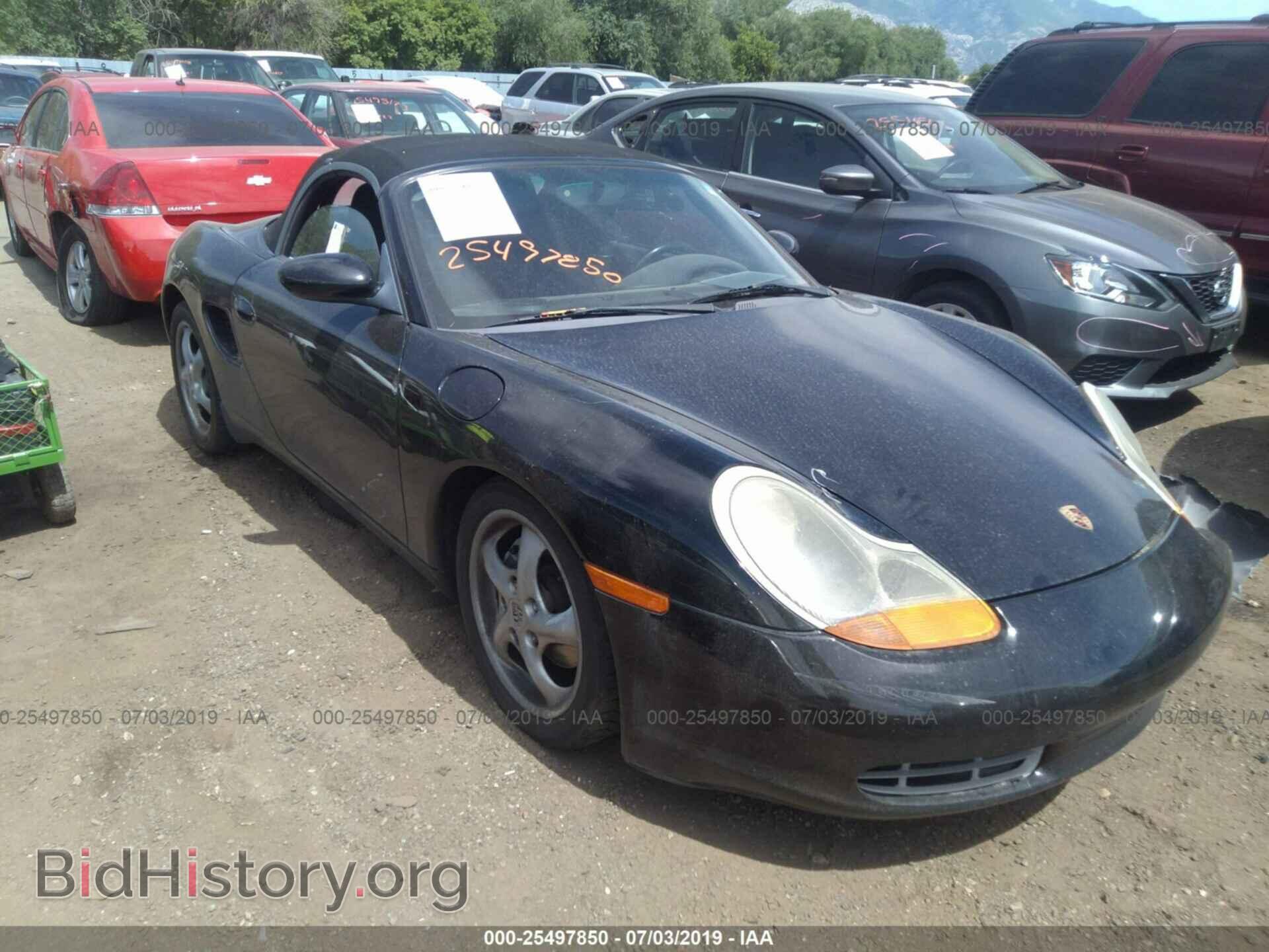 Фотография WP0CA2981YU623338 - PORSCHE BOXSTER 2000
