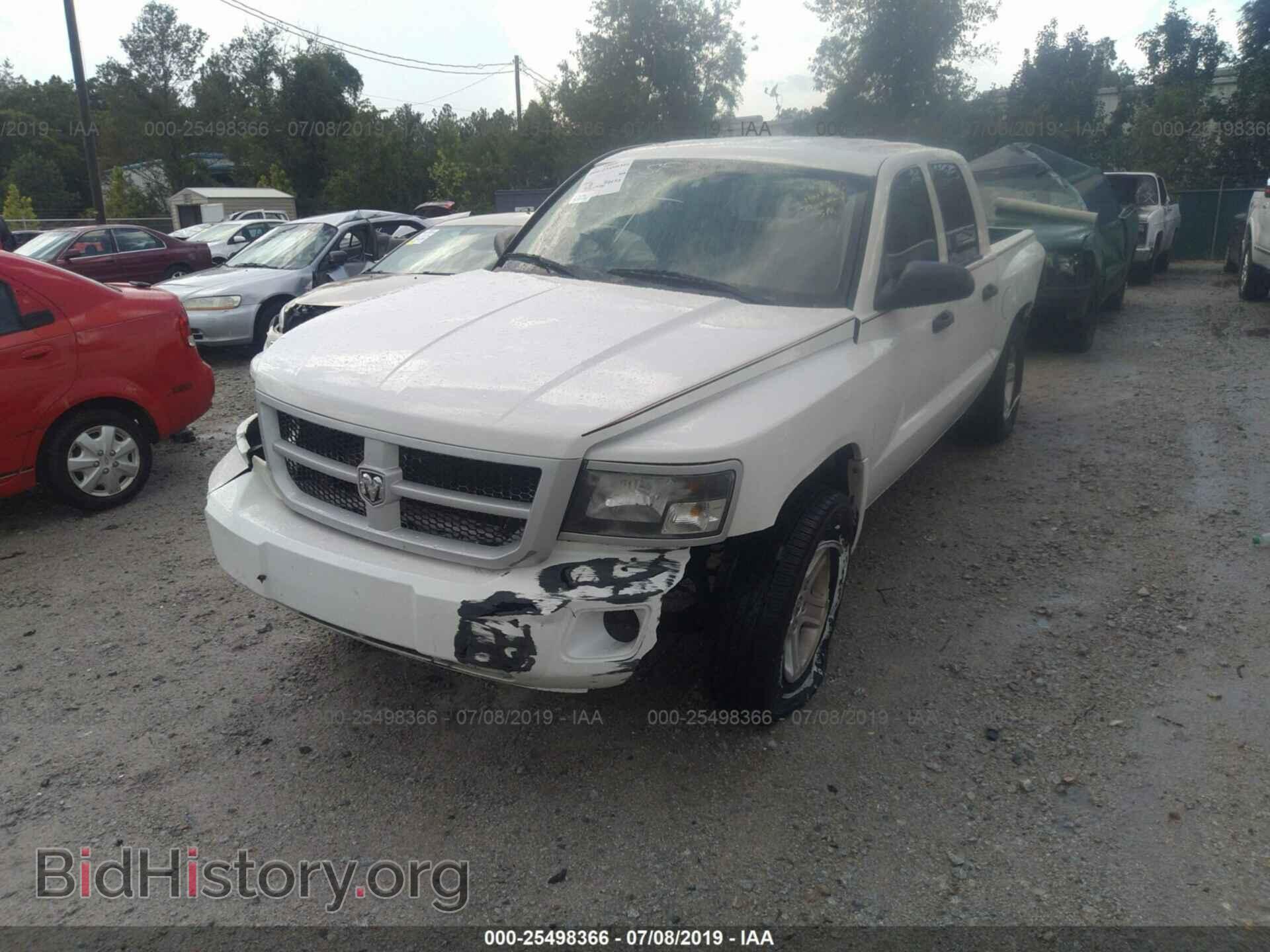 2009 DODGE DAKOTA - VIN: 1D7HE38K09S776082 - Фото 2
