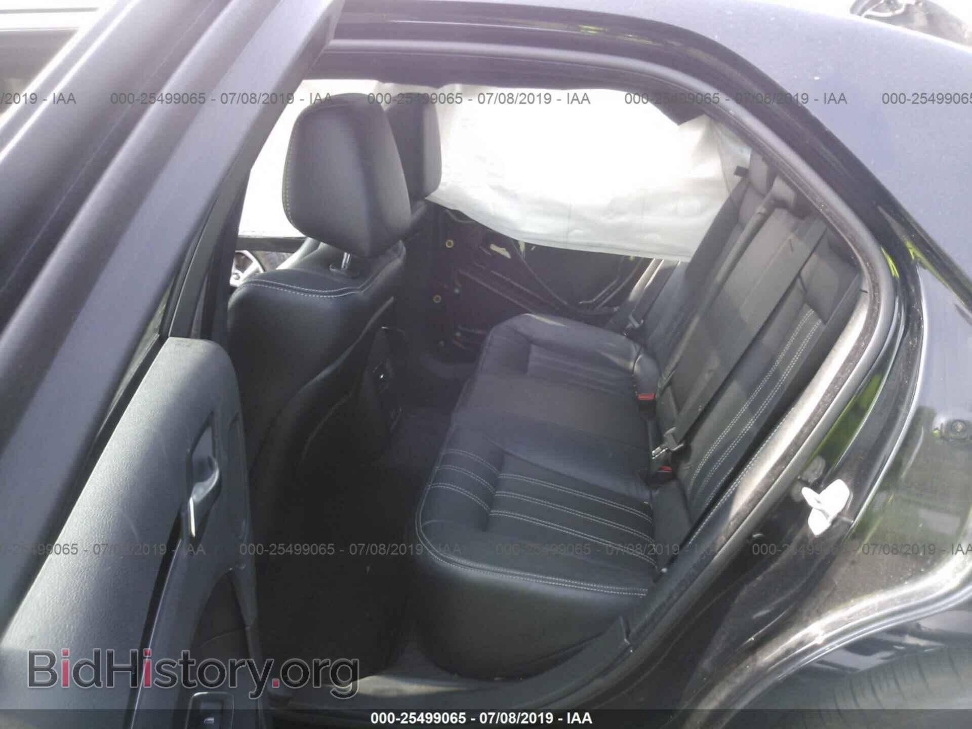 2017 CHRYSLER 300 - VIN: 2C3CCAGG6HH648337 - Фото 8