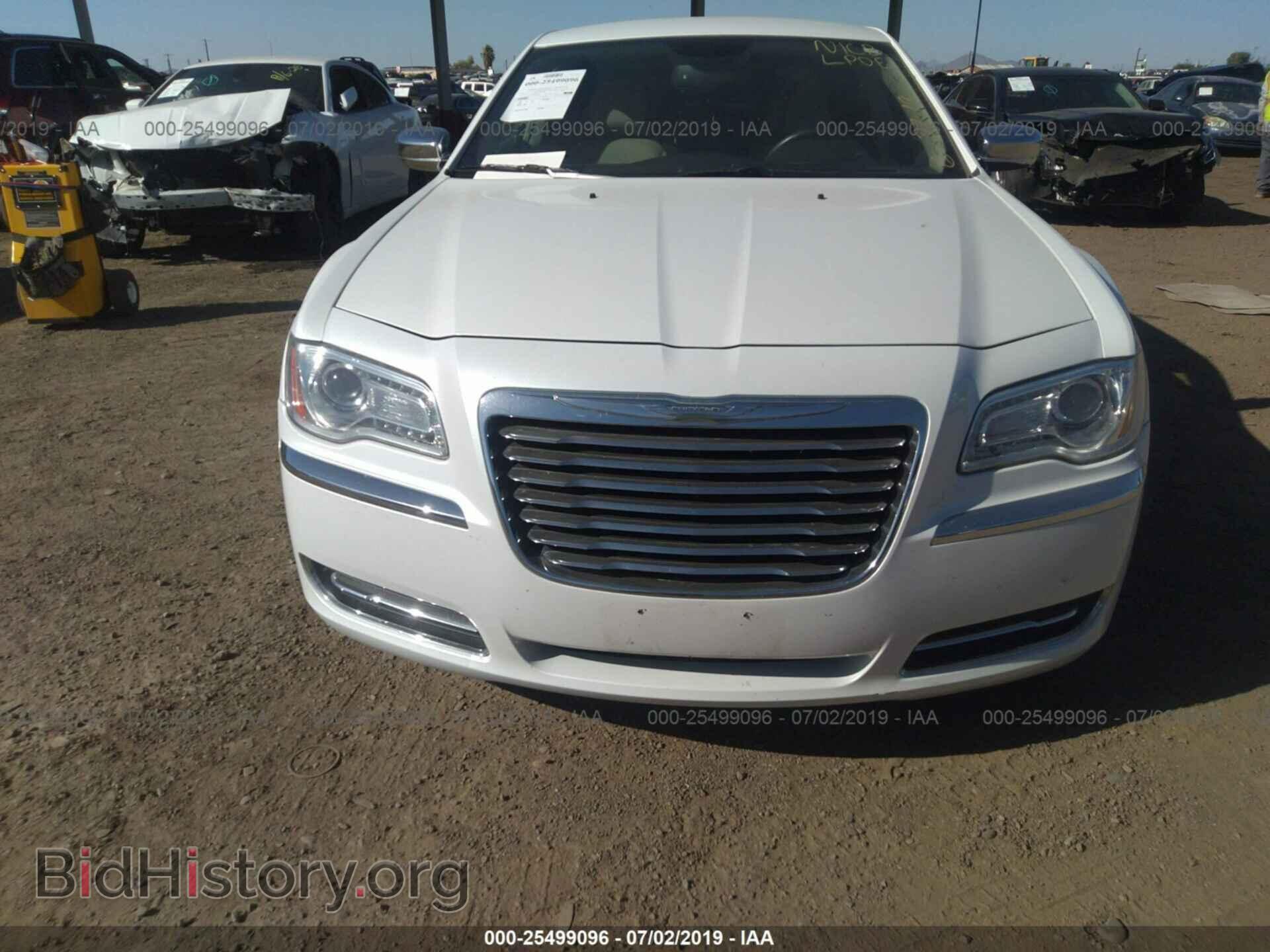 2013 CHRYSLER 300 - VIN: 2C3CCAAG2DH644000 - Photo 6