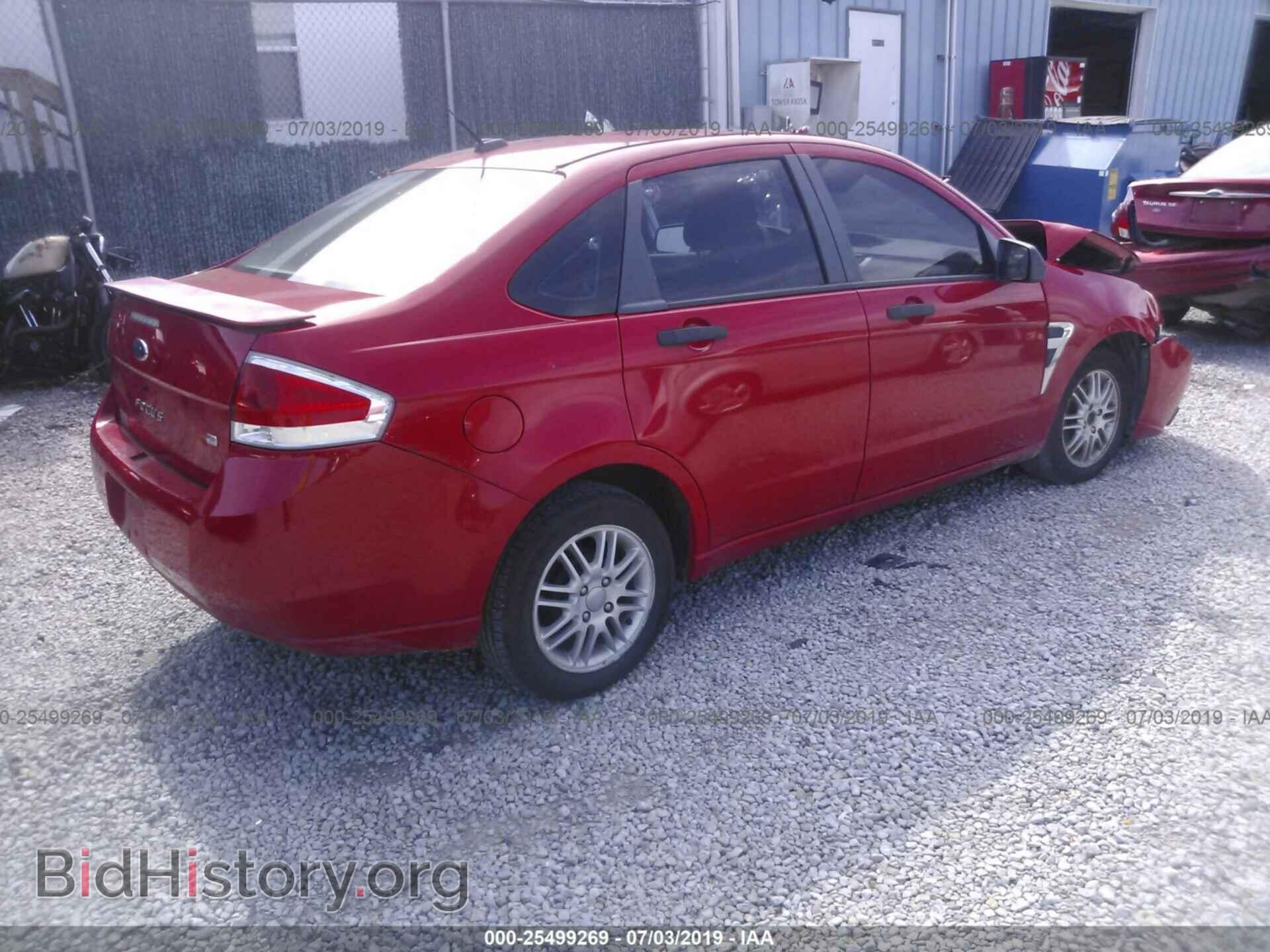2008 FORD FOCUS - VIN: 1FAHP35N48W202052 - Photo 4