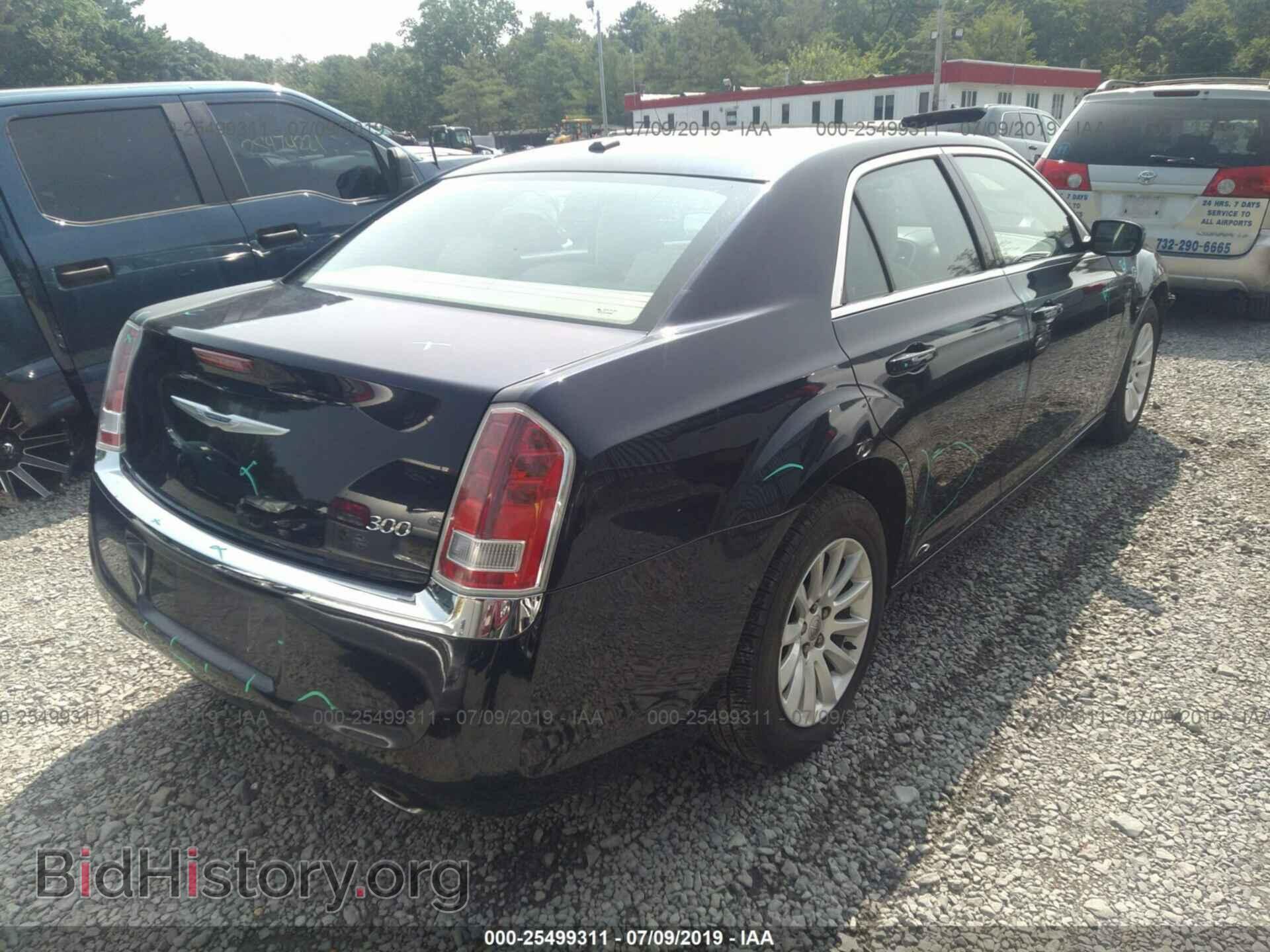 2012 CHRYSLER 300 - VIN: 2C3CCAAG5CH142502 - Фото 4