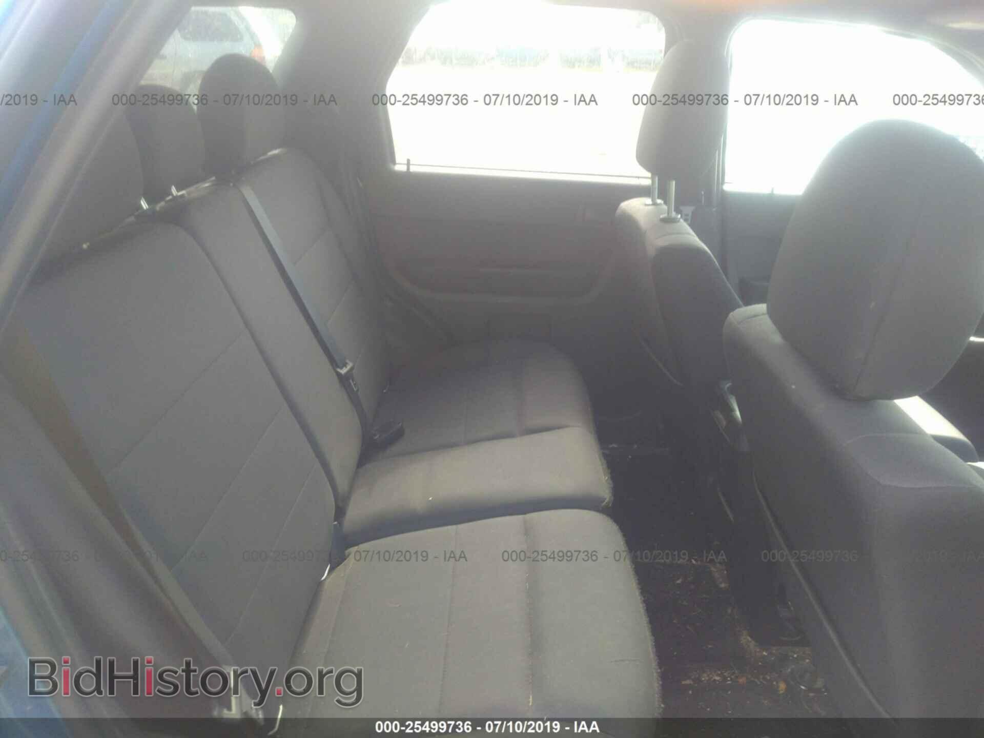 2011 FORD ESCAPE - VIN: 1FMCU9DG2BKC67835 - Photo 8